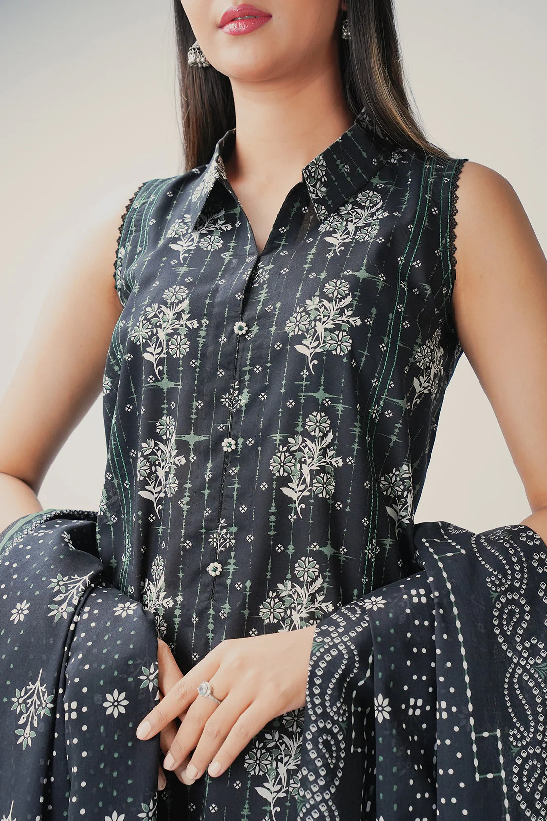 Unstitched Printed Lawn 3 Piece - Image 6