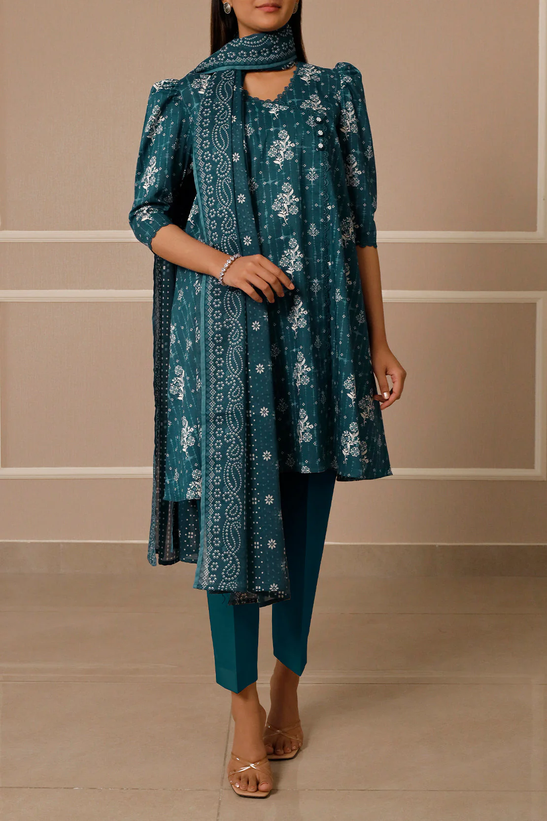 Unstitched Printed Lawn 3 Piece - Image 3