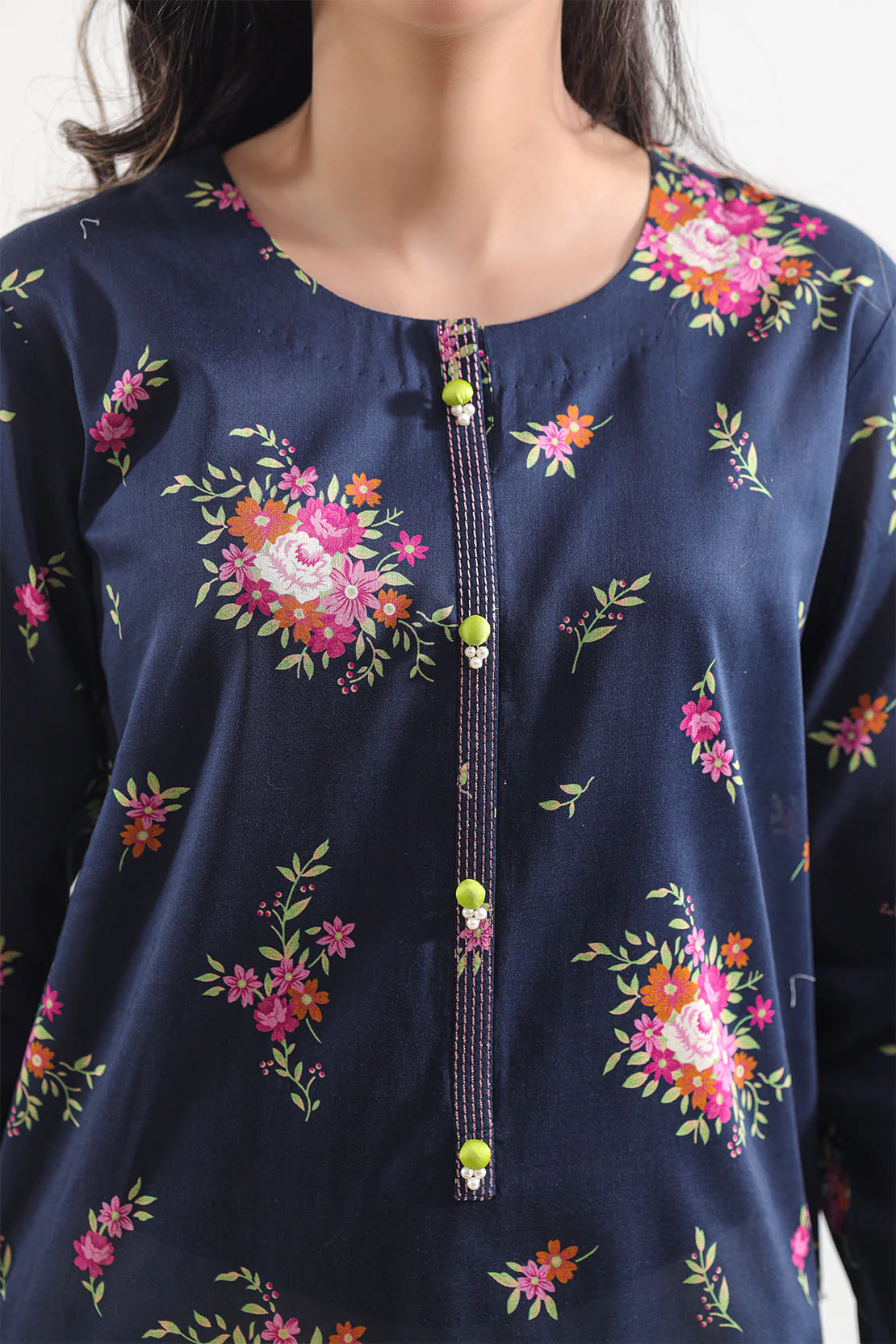 Unstitched Printed Lawn 3 Piece - Image 4