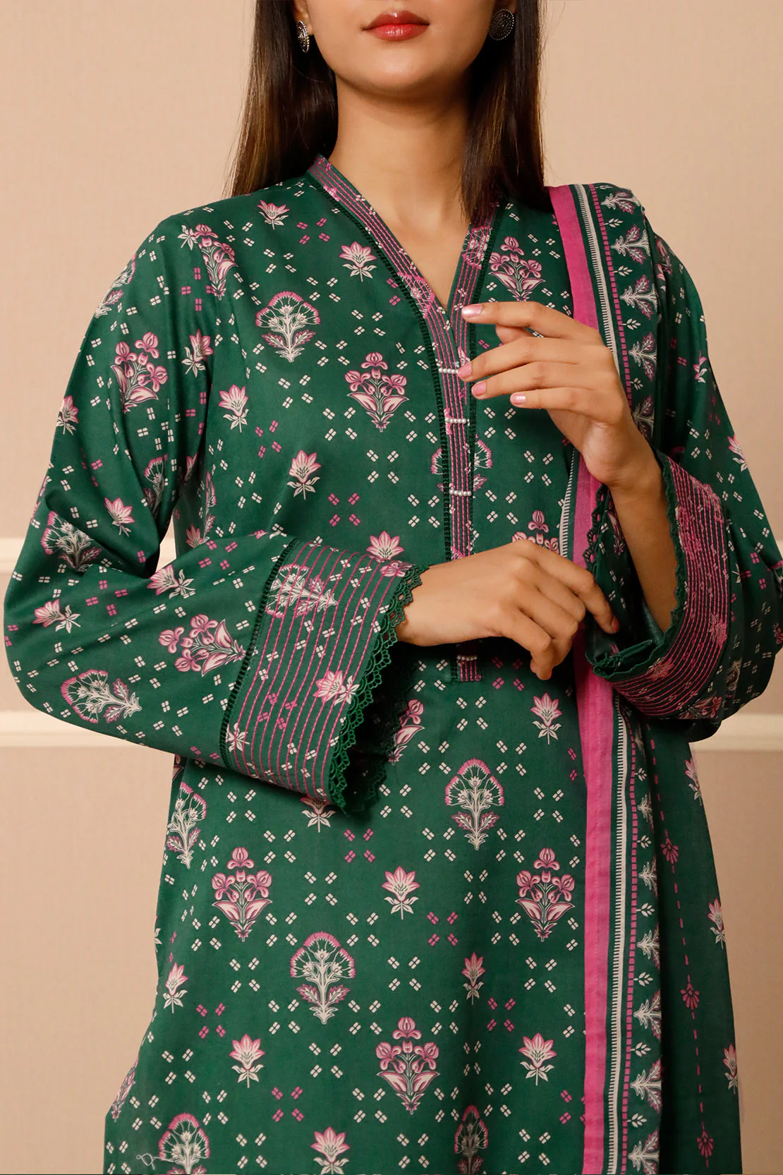 Unstitched Printed Lawn 3 Piece - Image 5