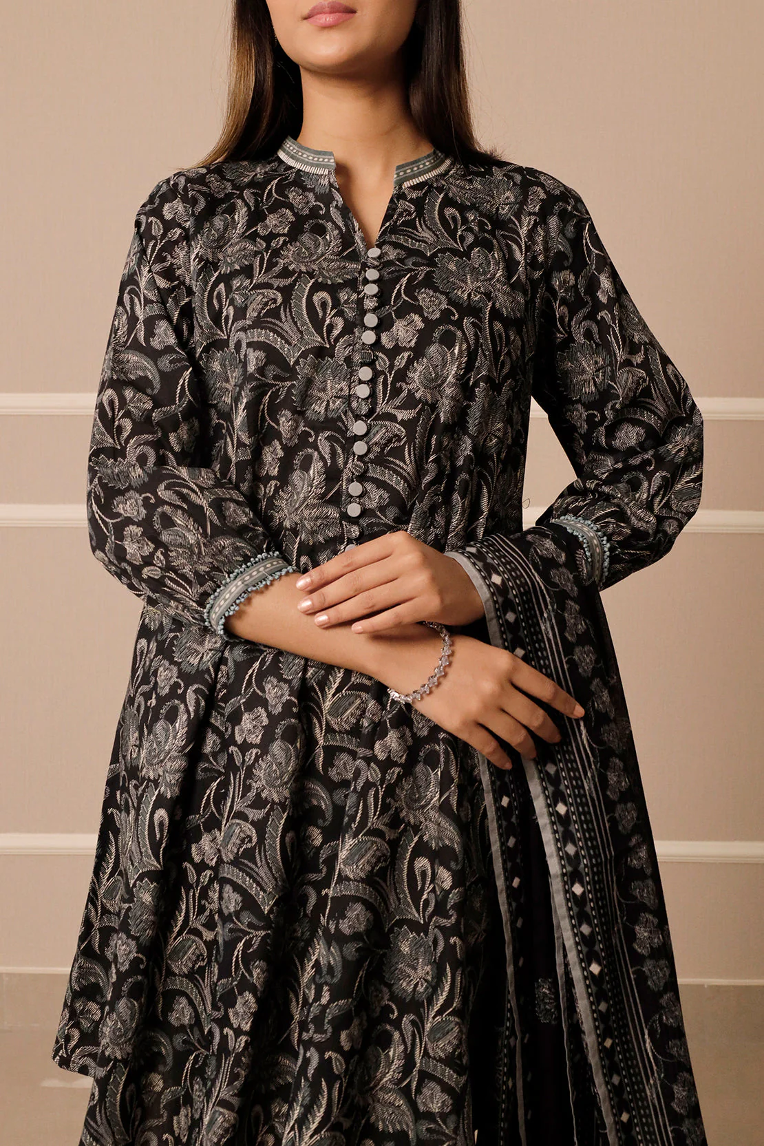 Unstitched Printed Lawn 3 Piece - Image 6