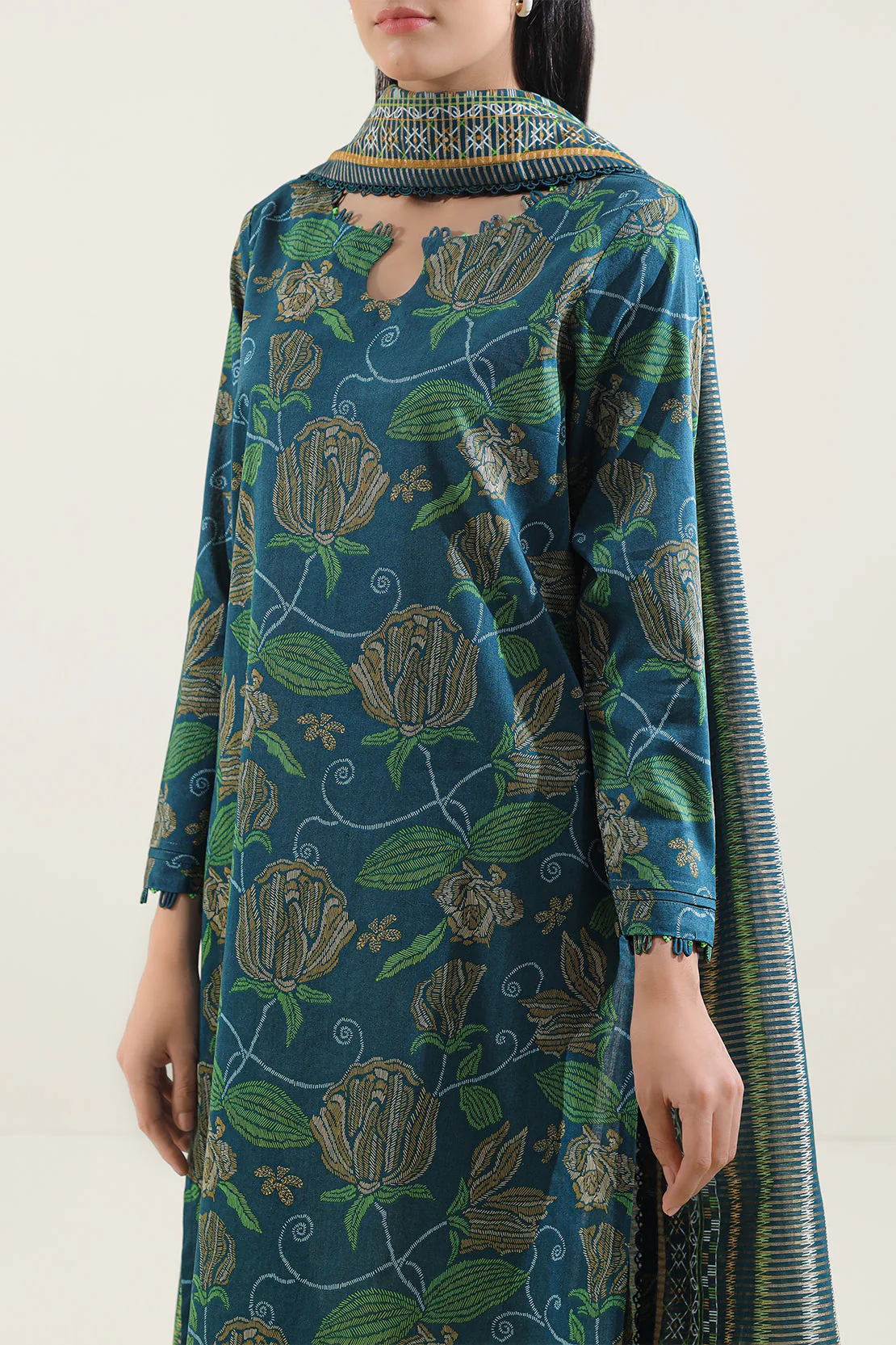 Unstitched Printed Lawn 3 Piece - Image 2