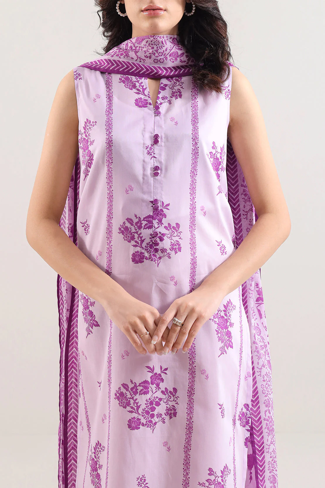 Unstitched Printed Lawn 3 Piece - Image 3