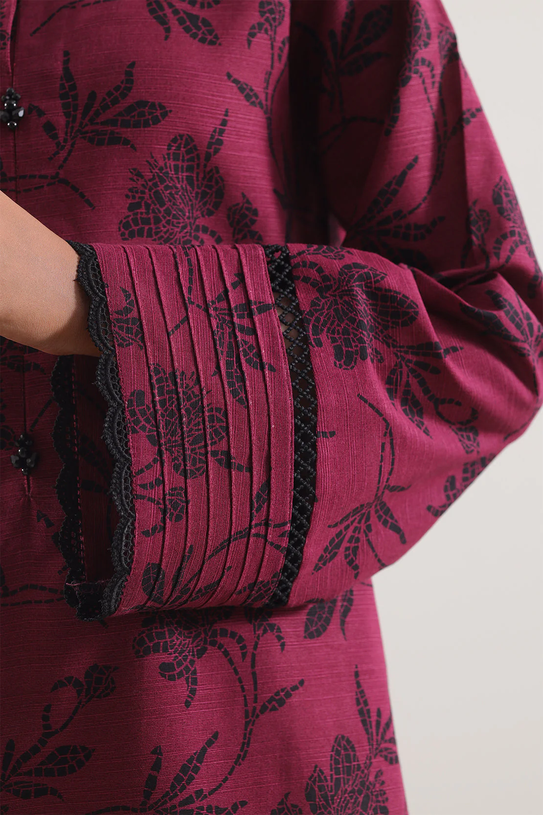 Unstitched Printed Lawn 3 Piece - Image 4