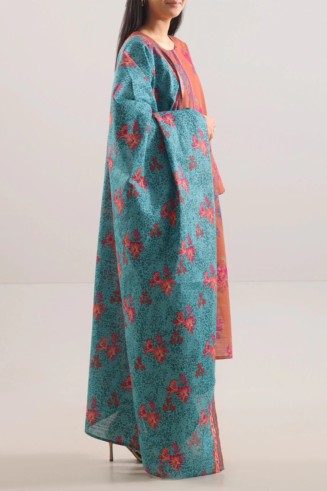 Unstitched Printed Lawn 3 Piece - Image 3