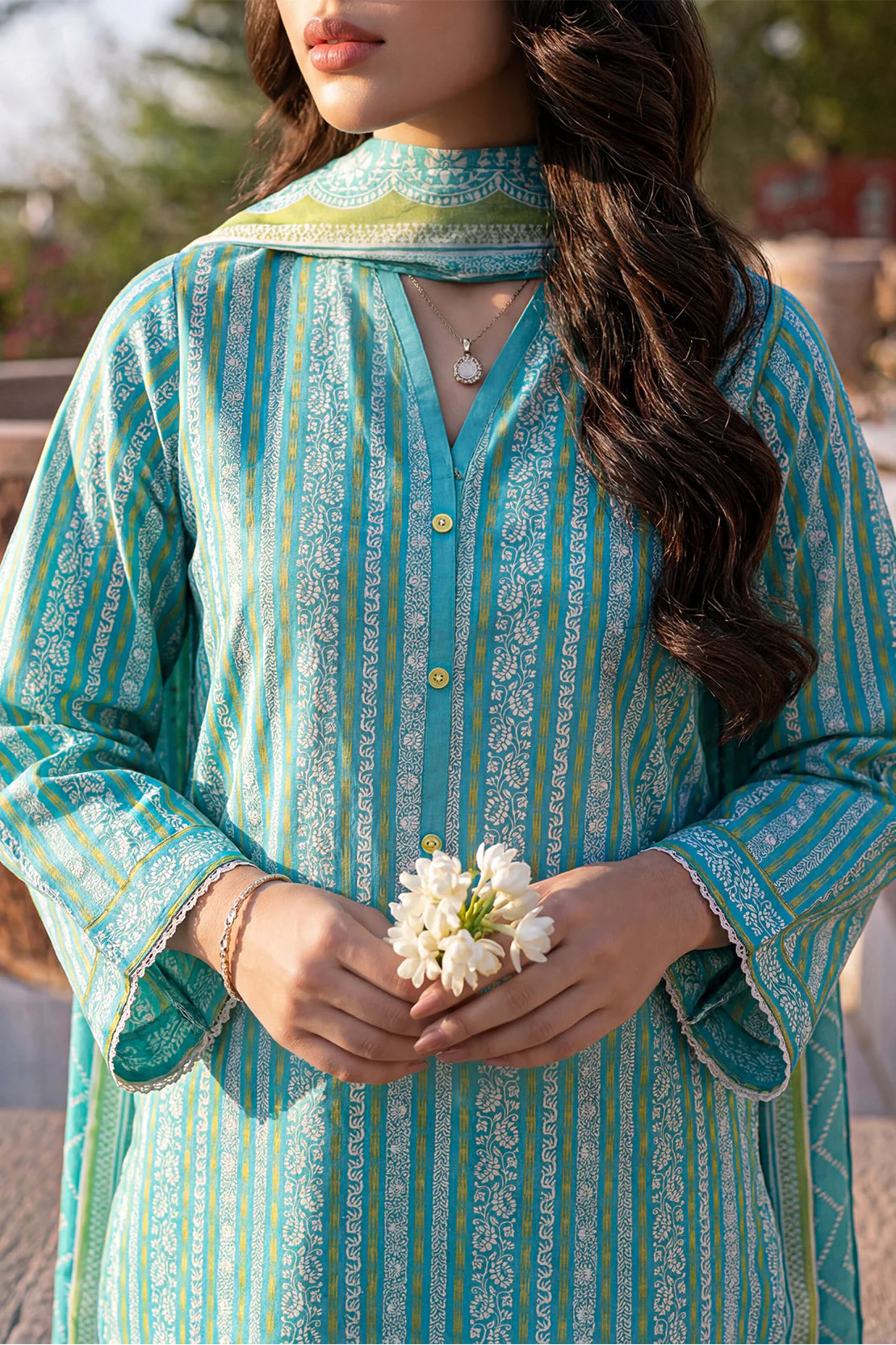 Unstitched Printed Lawn 3 Piece - Image 3