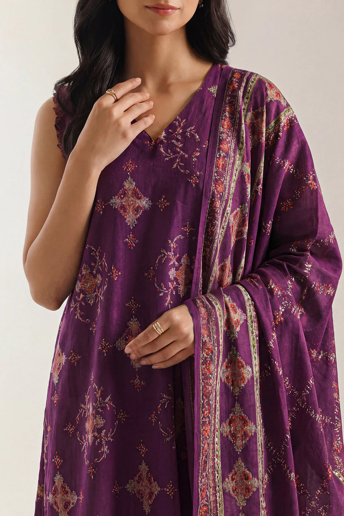 Unstitched Printed Lawn 3 Piece - Image 3