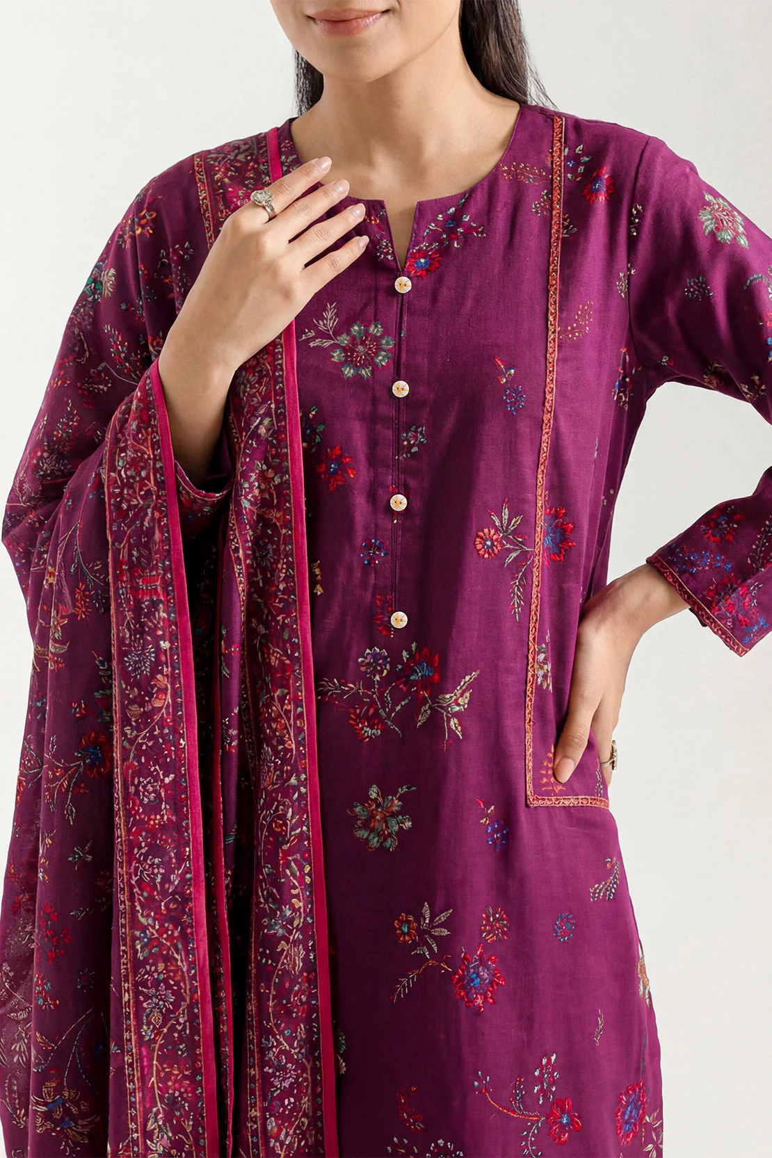 Unstitched Printed Lawn 3 Piece - Image 2