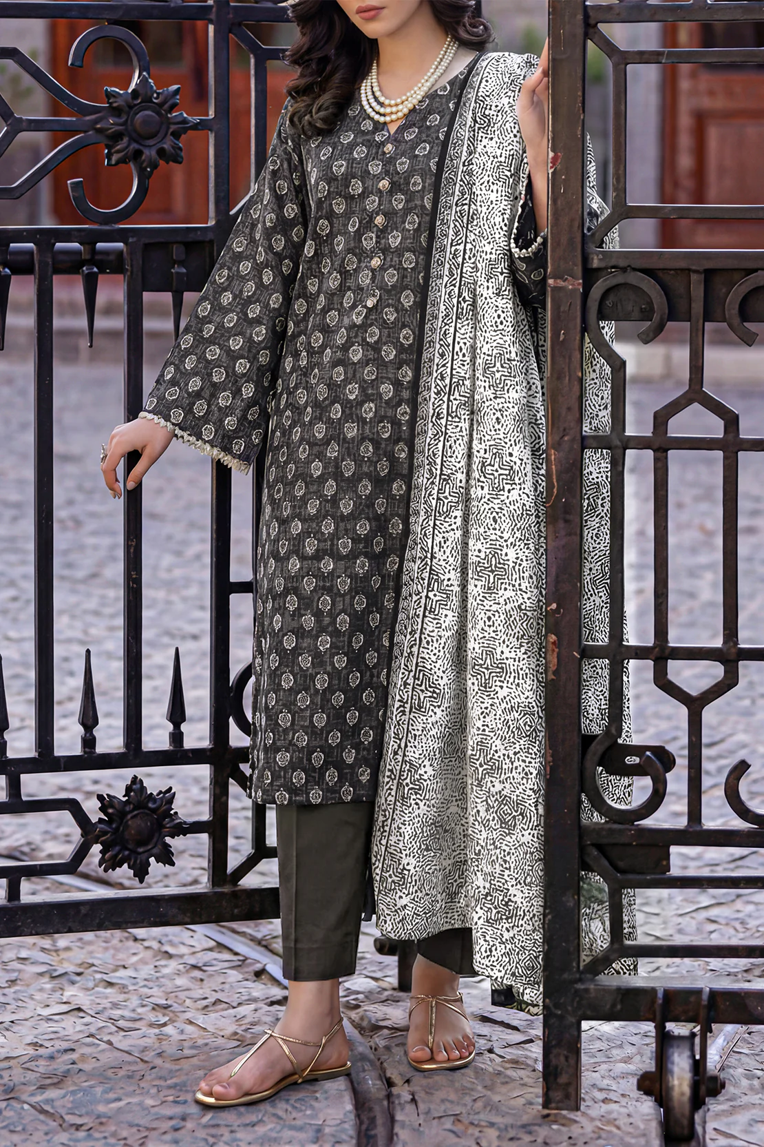 Unstitched Printed Lawn 3 Piece