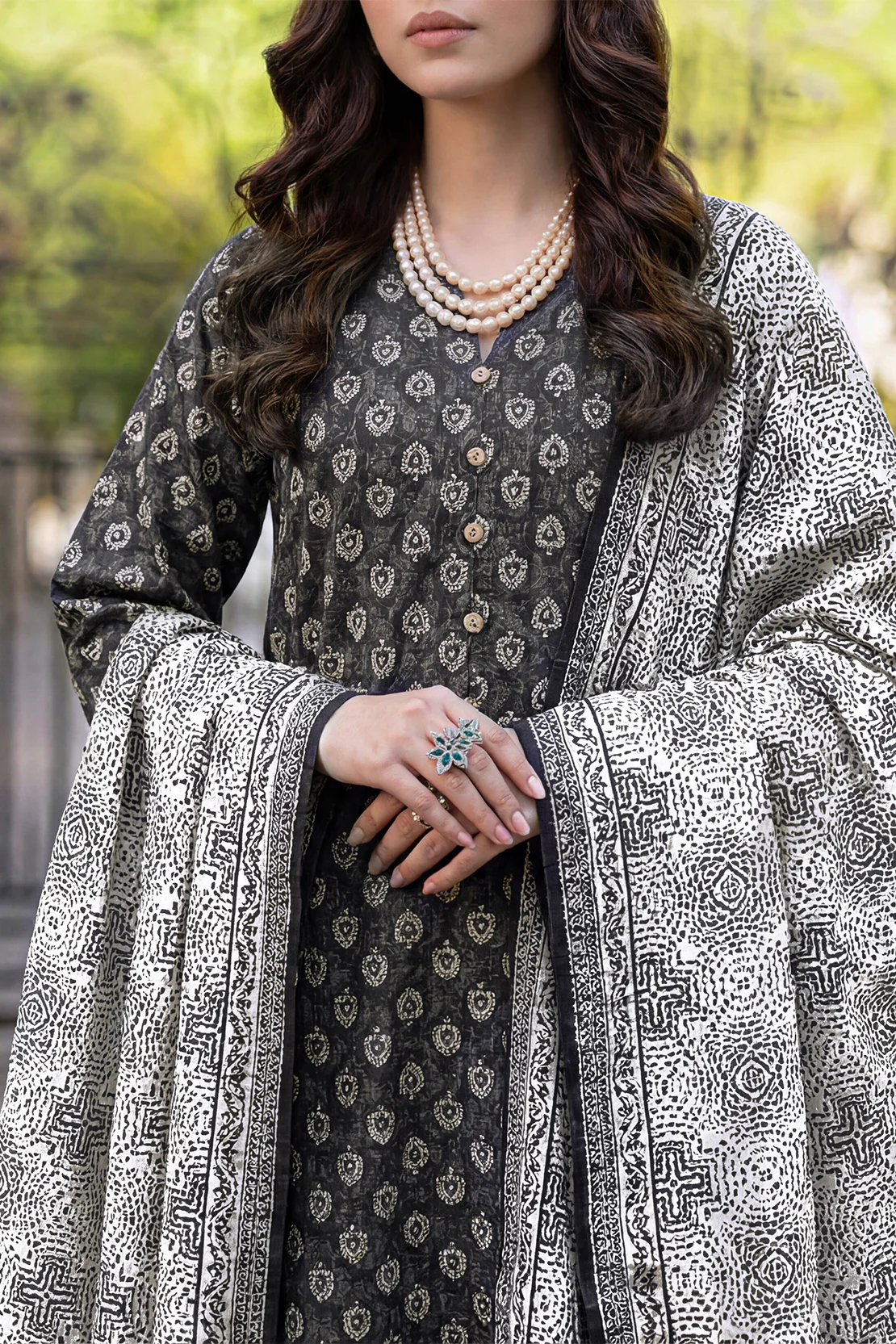 Unstitched Printed Lawn 3 Piece - Image 3
