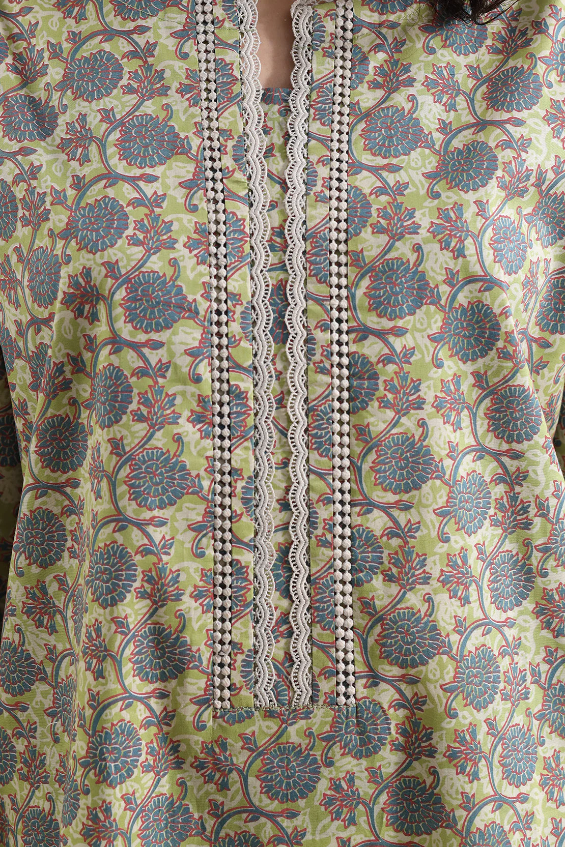 Unstitched Printed Lawn 3 Piece - Image 4