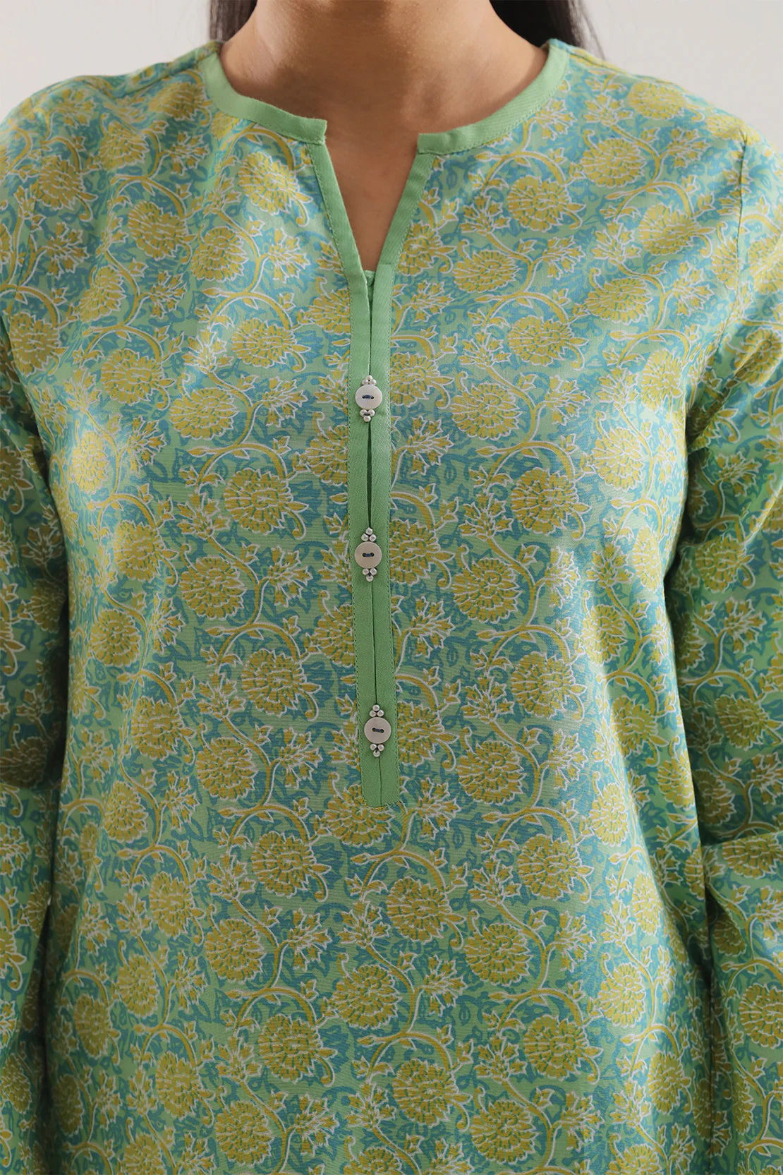 Unstitched Printed Lawn 3 Piece - Image 5