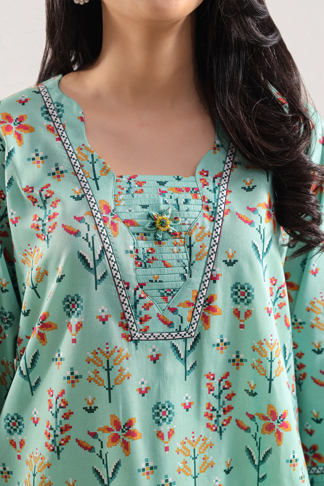 Unstitched Printed Lawn 3 Piece - Image 3