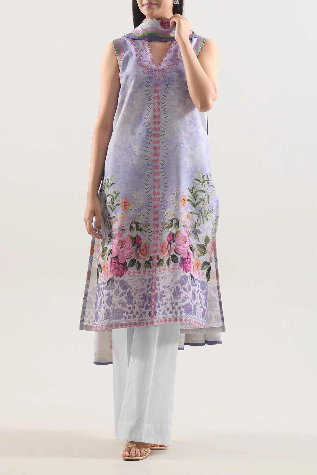 Unstitched Printed Lawn 3 Piece - Image 4