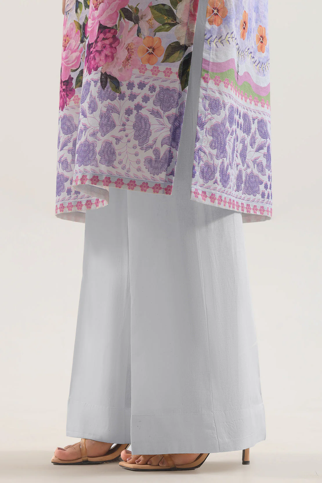 Unstitched Printed Lawn 3 Piece - Image 5