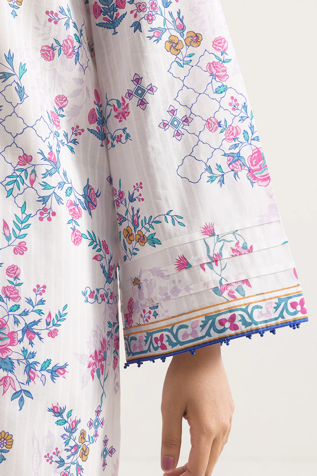 Unstitched Printed Lawn 3 Piece - Image 6