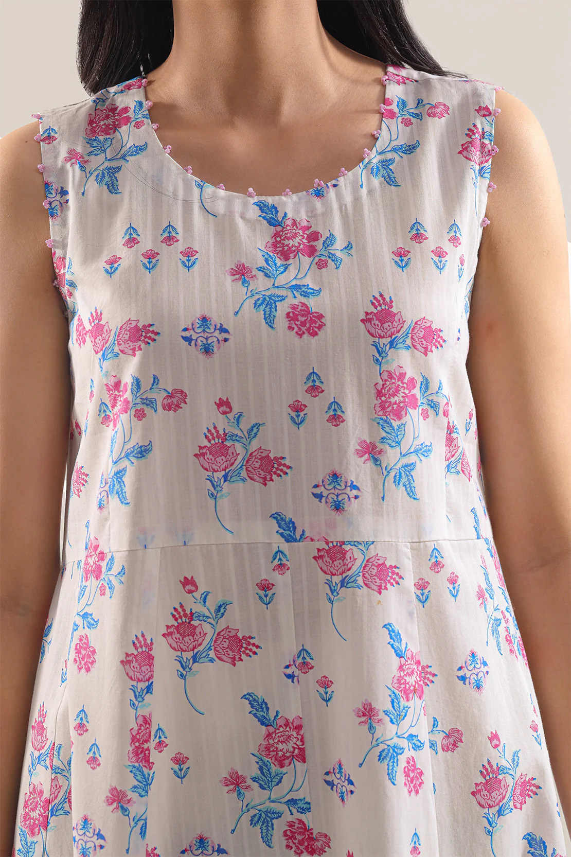 Unstitched Printed Lawn 3 Piece - Image 4