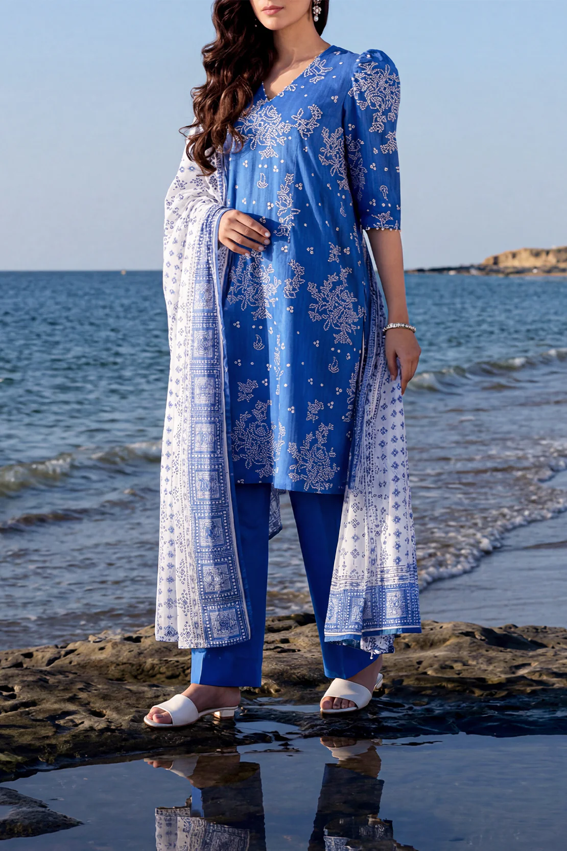 Unstitched Printed Lawn 3 Piece - Image 2
