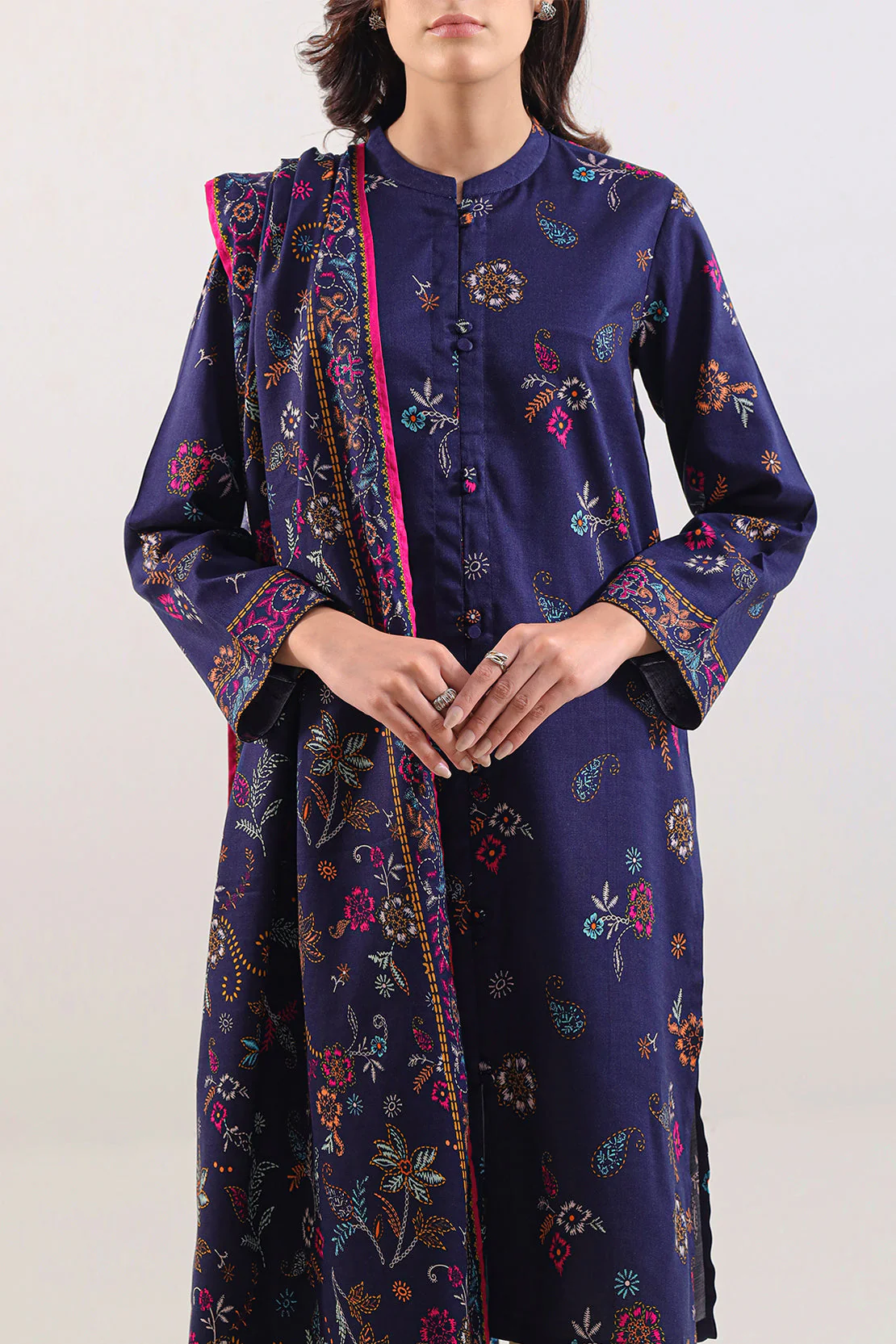 Unstitched Printed Lawn 3 Piece - Image 3