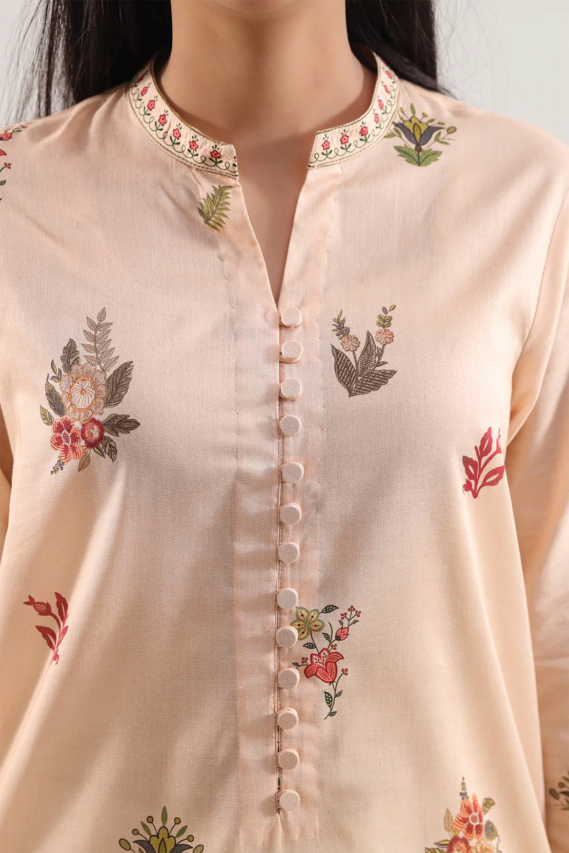 Unstitched Printed Lawn 3 Piece - Image 3