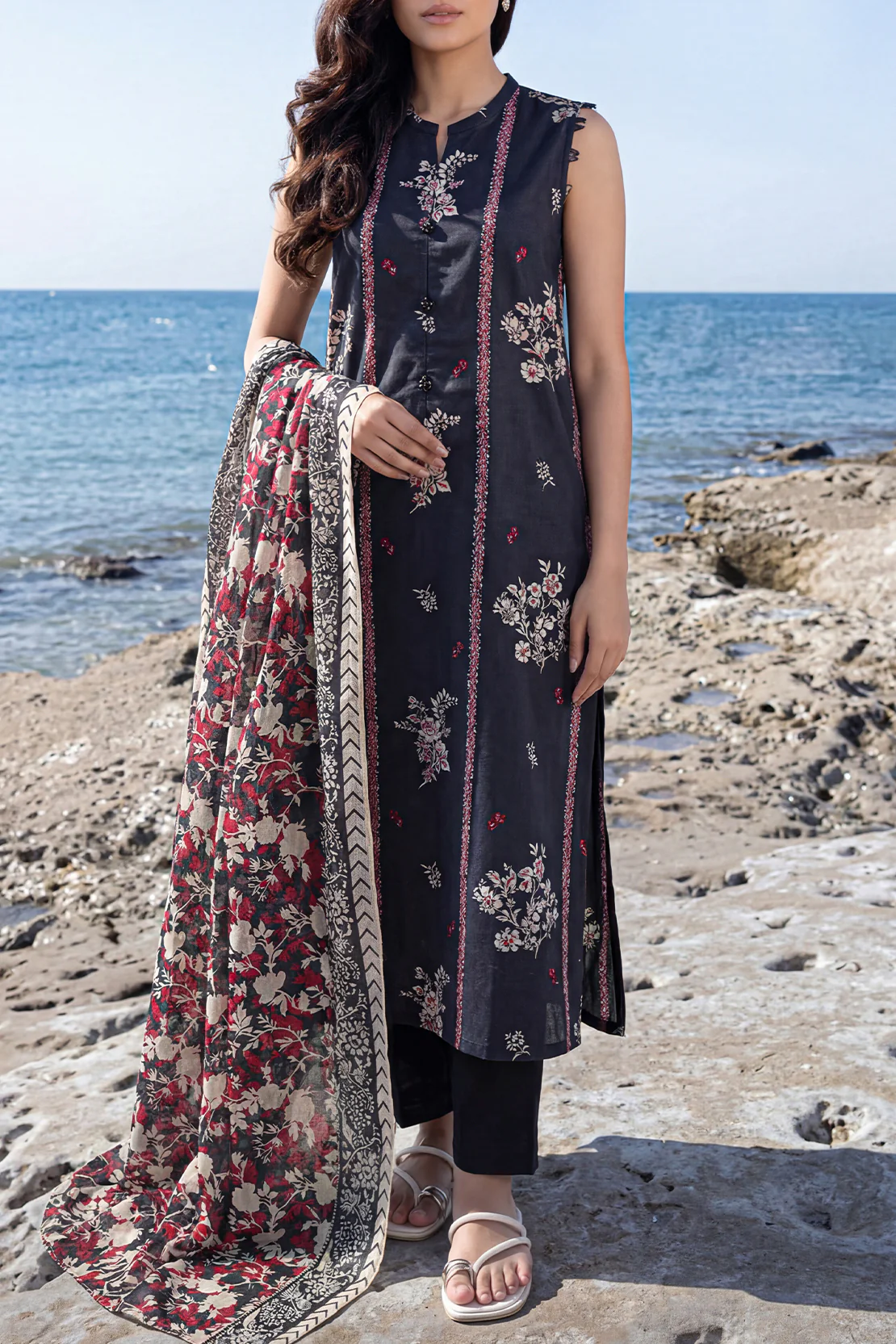 Unstitched Printed Lawn 3 Piece - Image 2