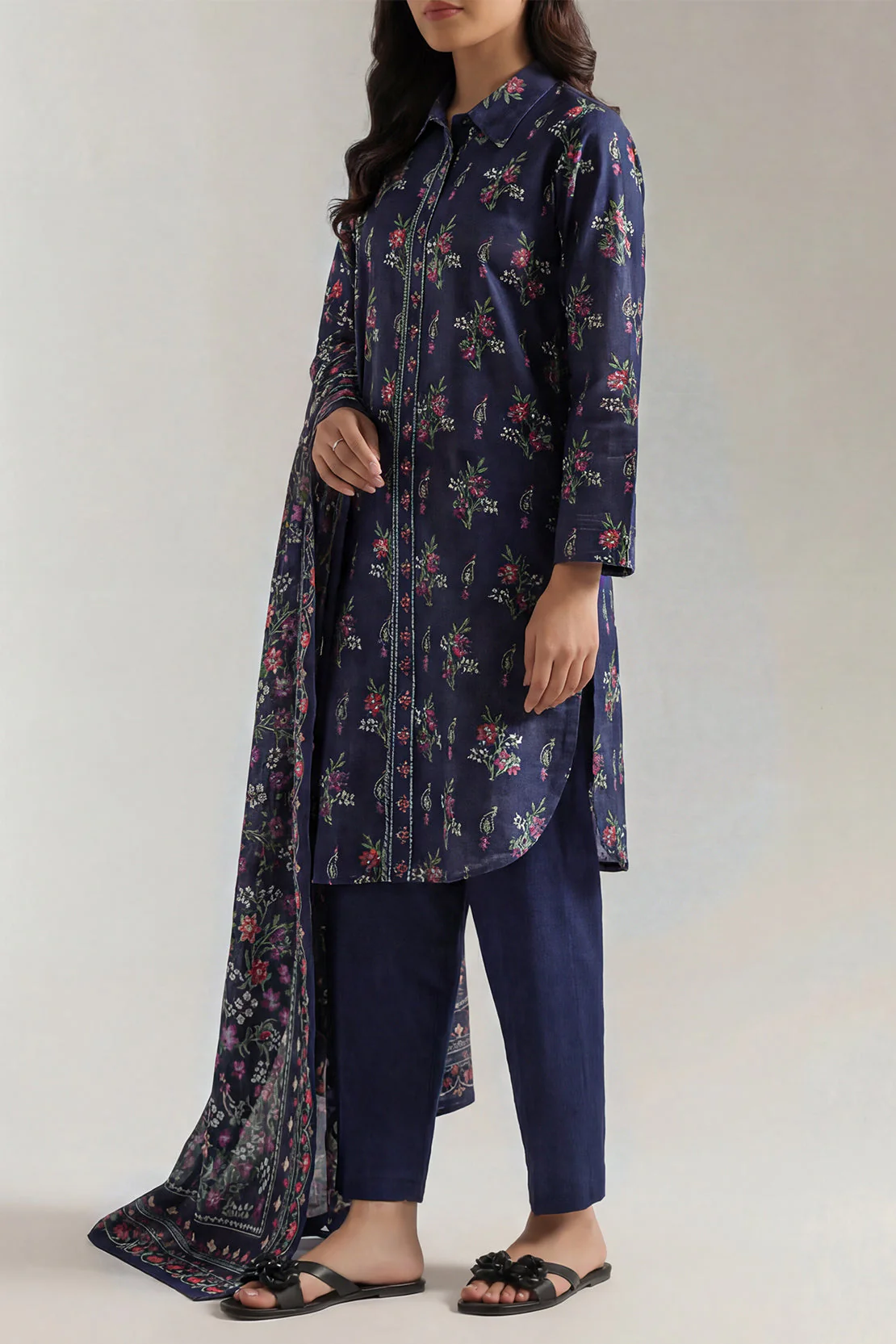 Unstitched Printed Lawn 3 Piece - Image 2
