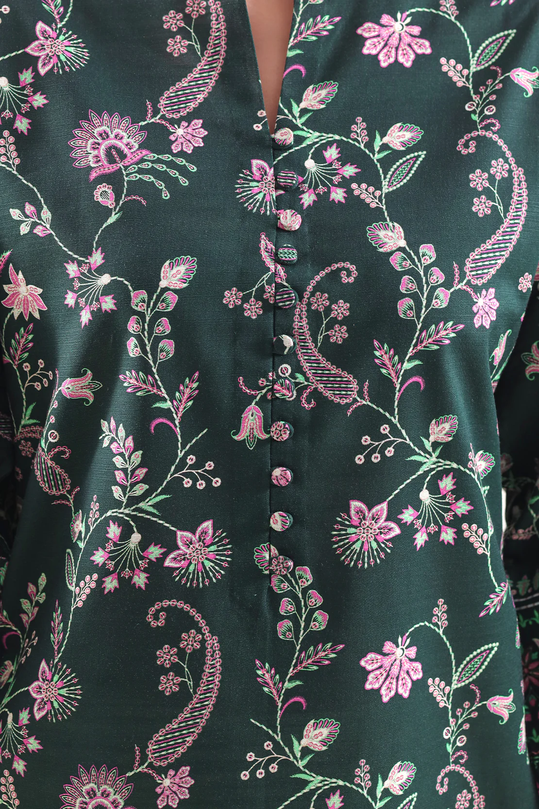 Unstitched Printed Lawn 3 Piece - Image 3