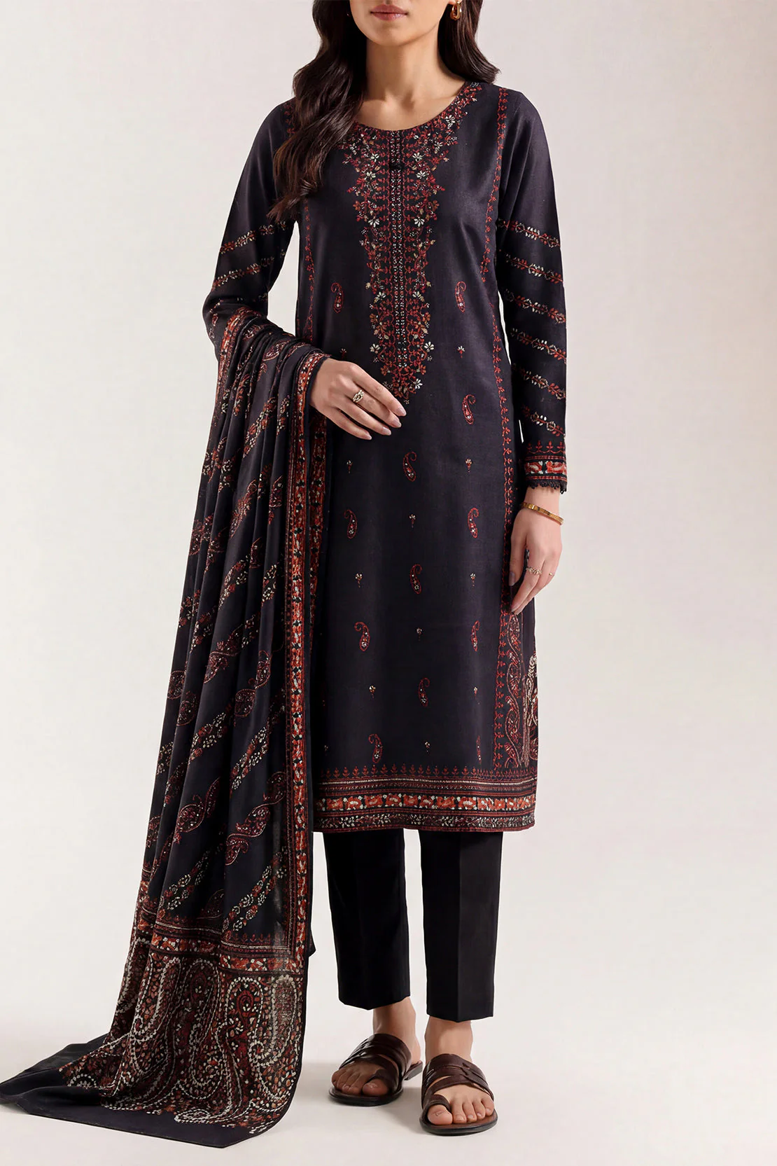 Unstitched Printed Lawn 3 Piece - Image 2