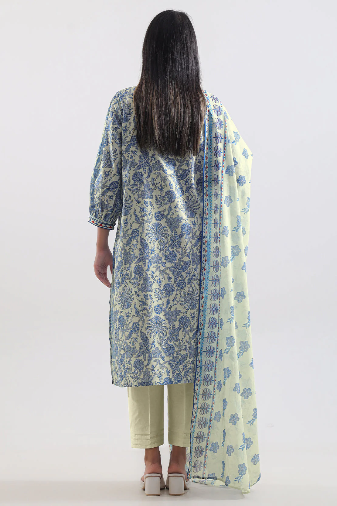 Unstitched Printed Lawn 3 Piece - Image 5