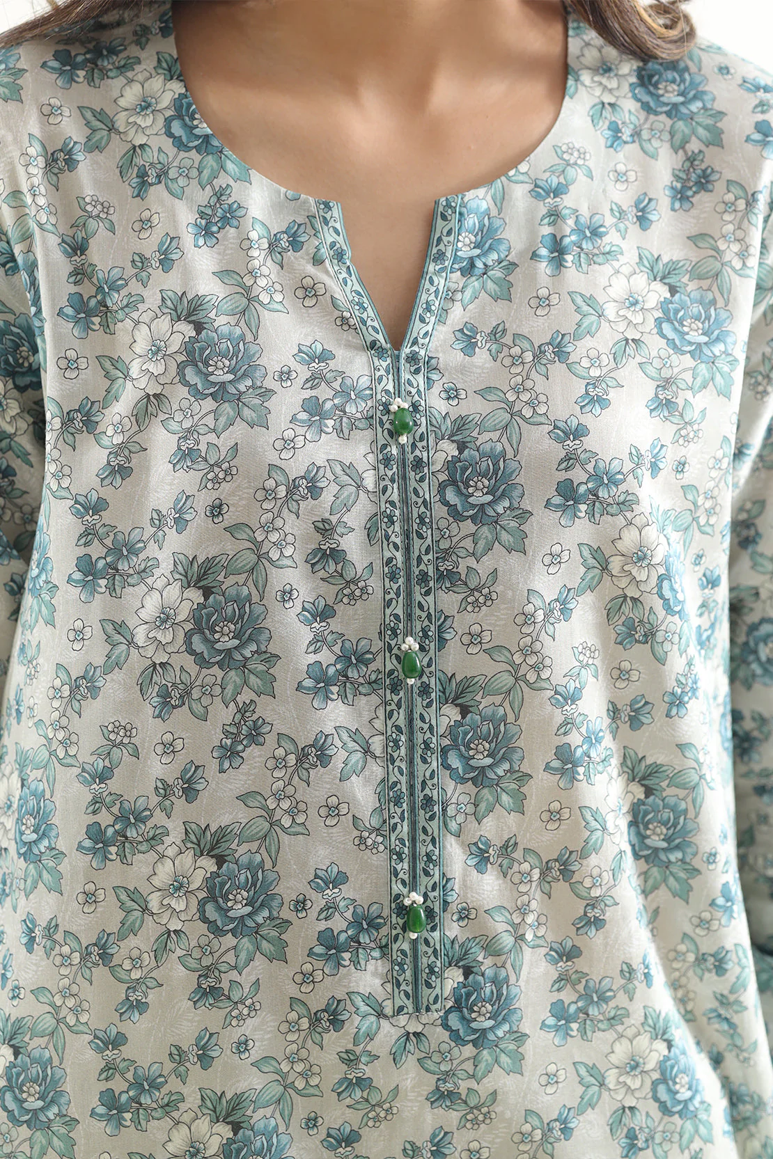 Unstitched Printed Lawn 3 Piece - Image 3