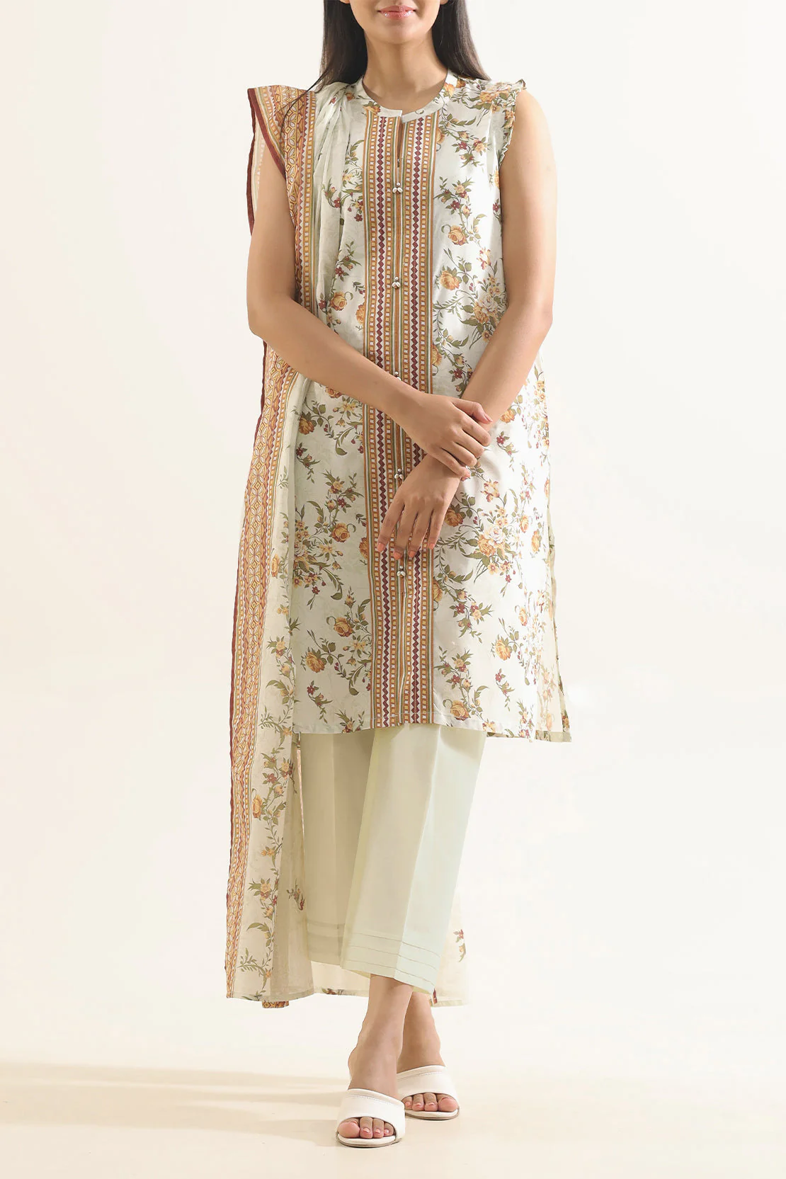 Unstitched Printed Lawn 3 Piece - Image 3