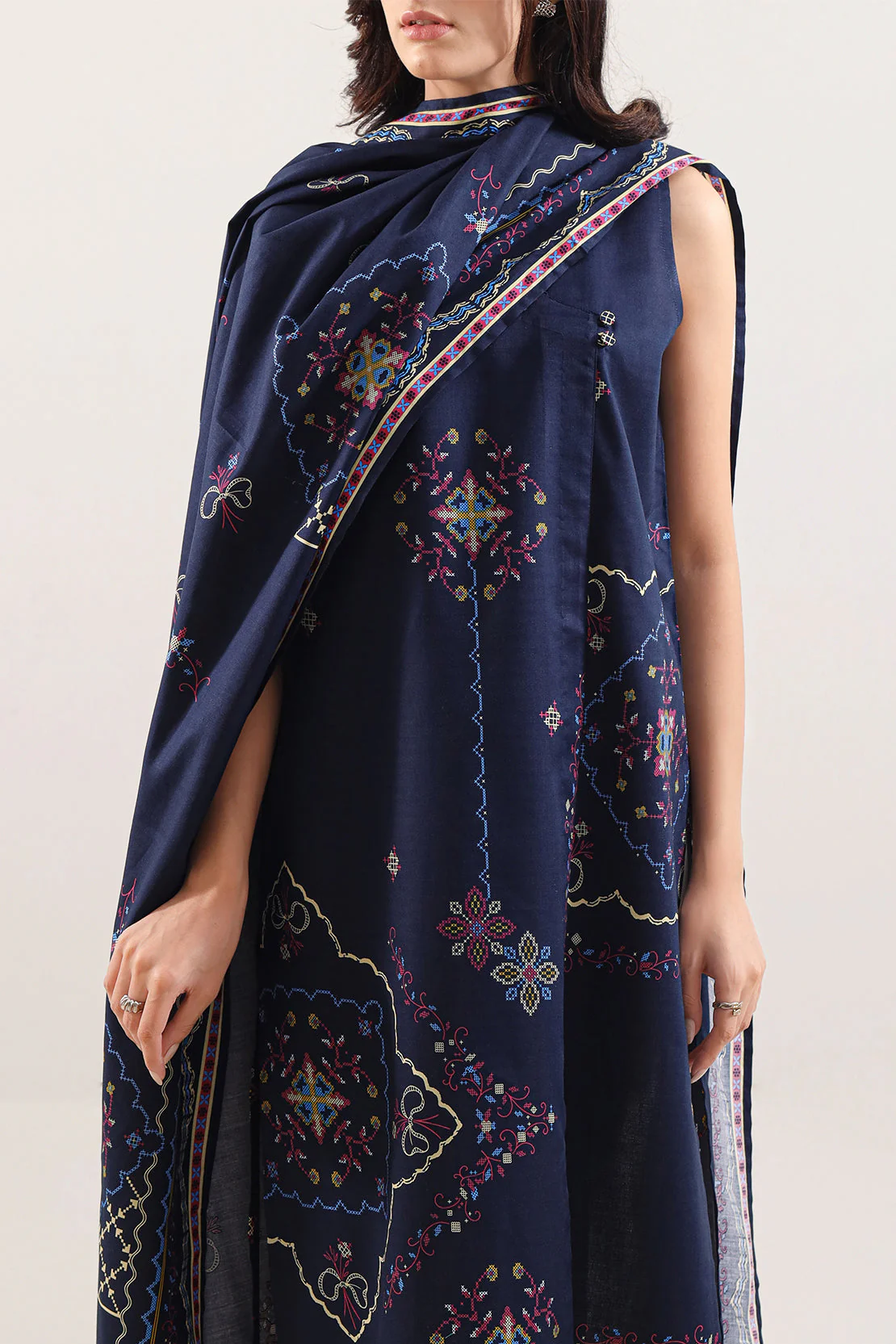 Unstitched Printed Lawn 3 Piece - Image 3