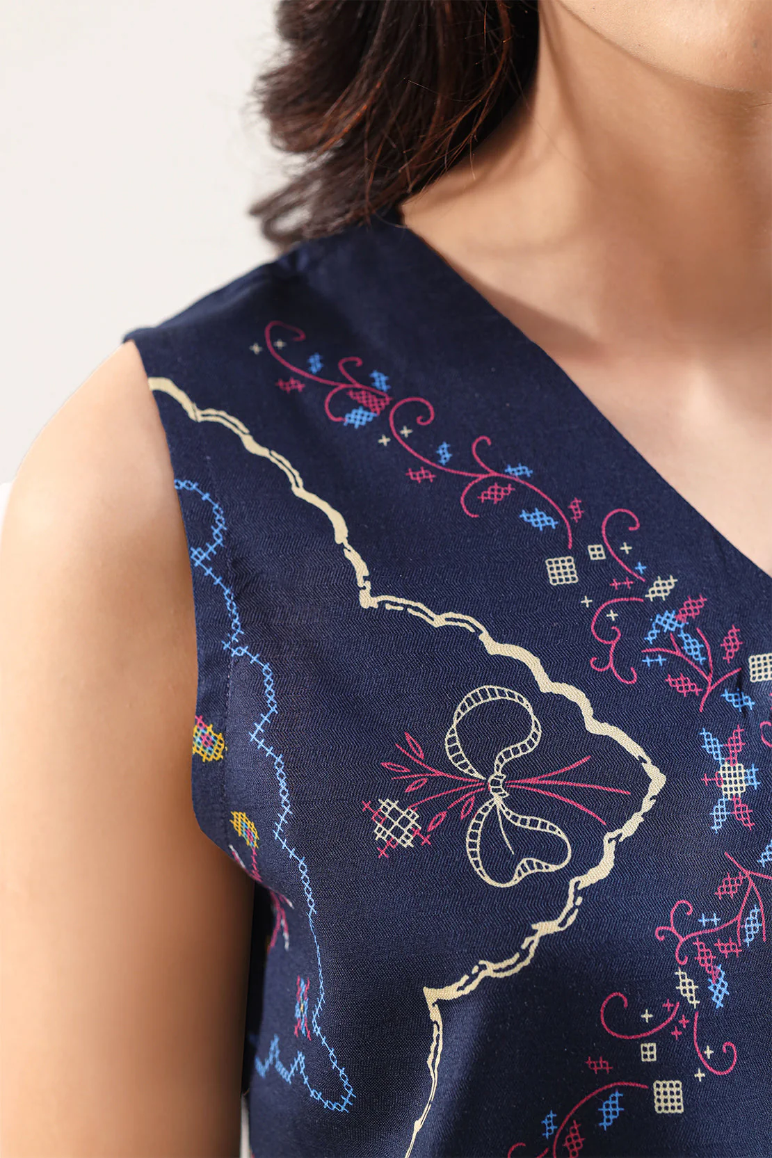 Unstitched Printed Lawn 3 Piece - Image 5