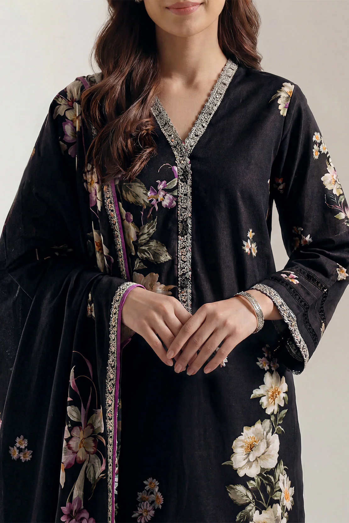 Unstitched Printed Lawn 3 Piece - Image 3