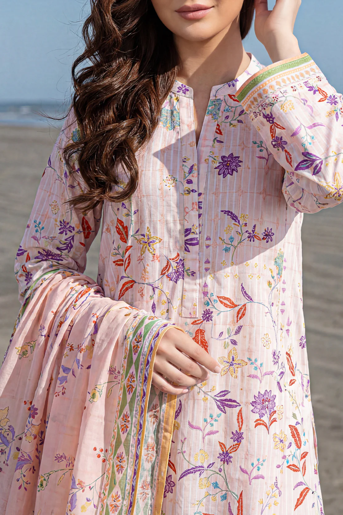 Unstitched Printed Lawn 3 Piece - Image 4