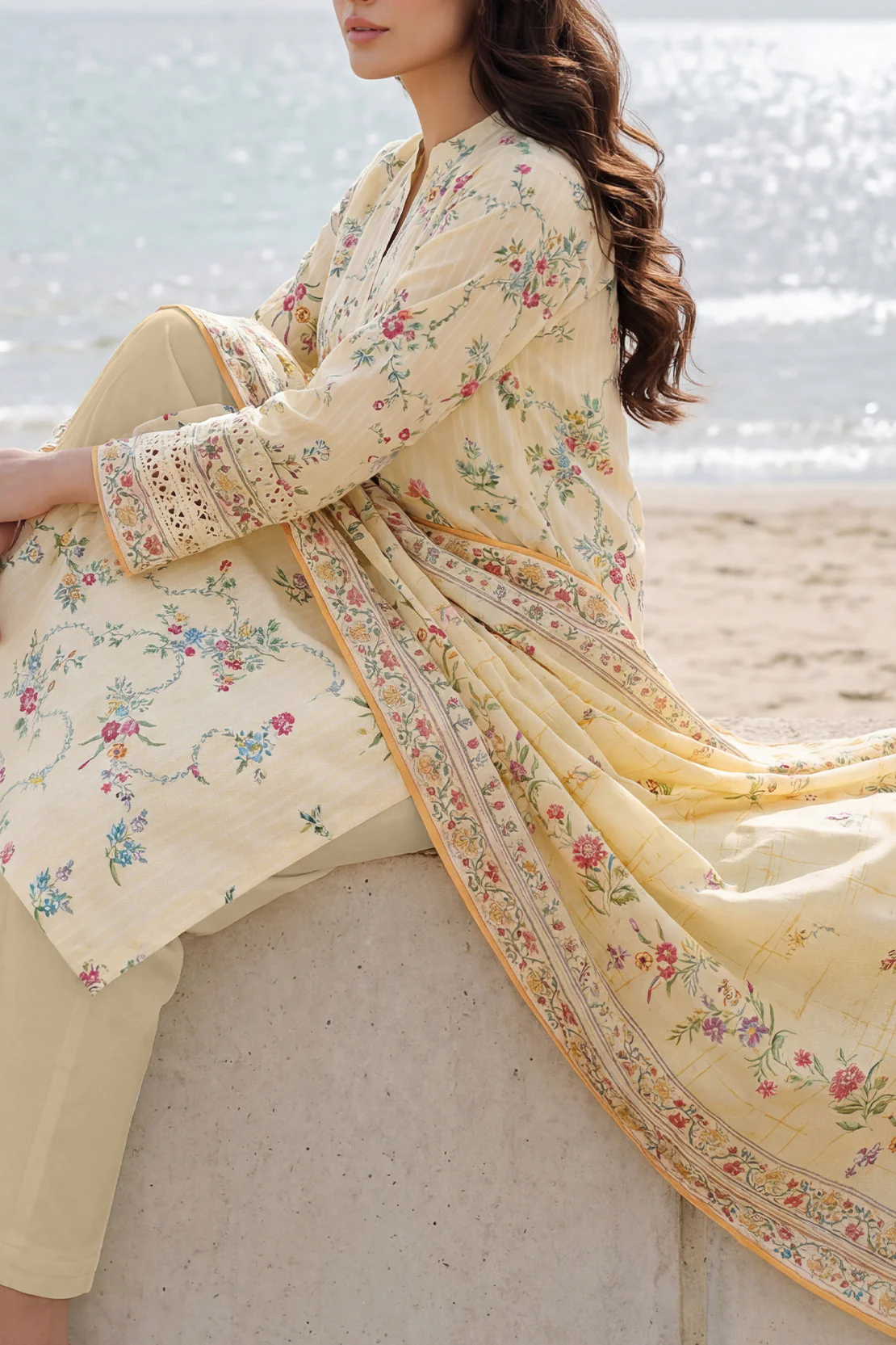 Unstitched Printed Lawn 3 Piece - Image 4
