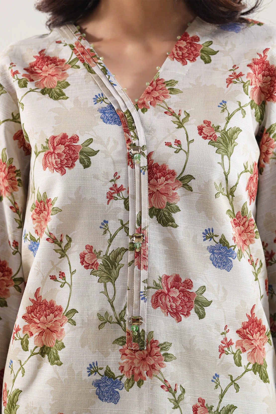 Unstitched Printed Lawn 3 Piece - Image 4