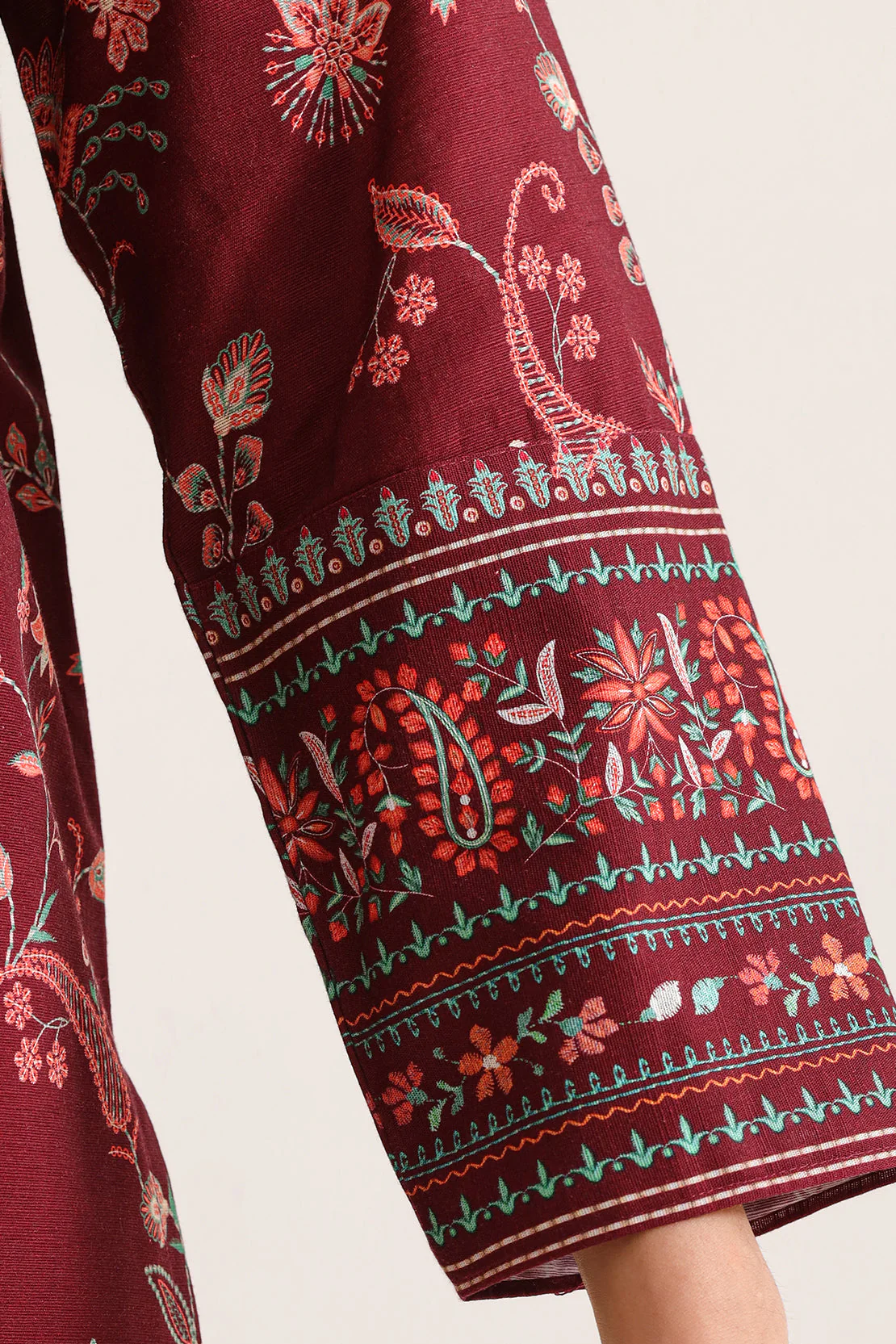Unstitched Printed Lawn 3 Piece - Image 5
