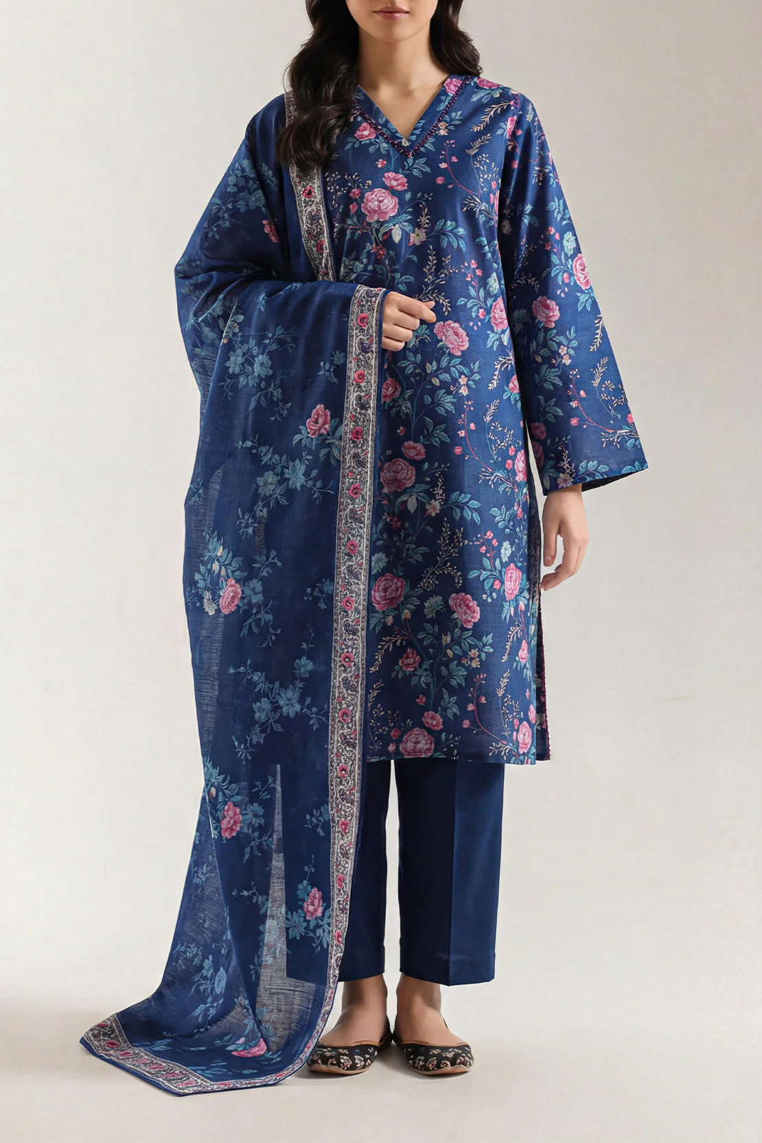 Unstitched Printed Lawn 3 Piece - Image 2