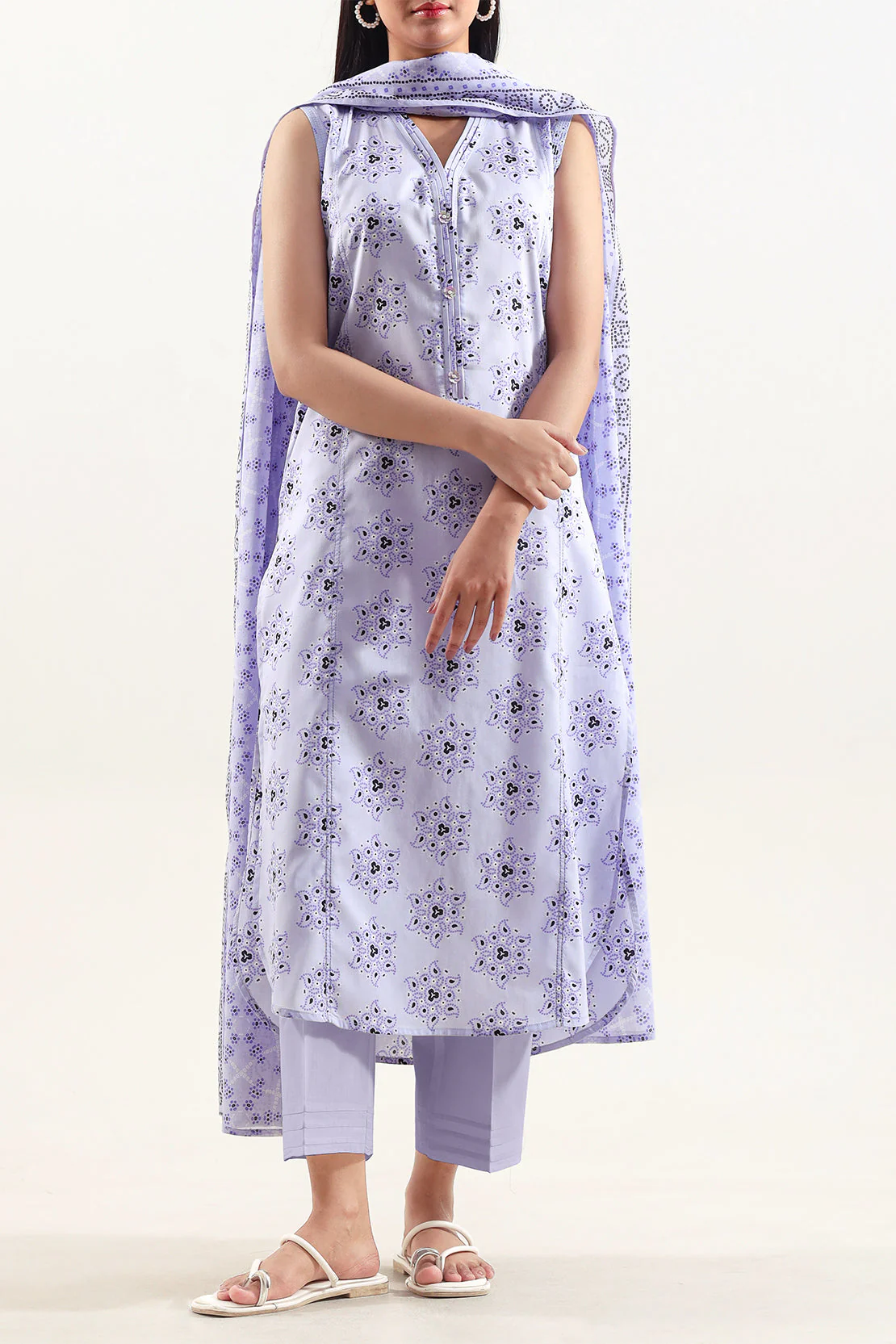 Unstitched Printed Lawn 3 Piece - Image 3