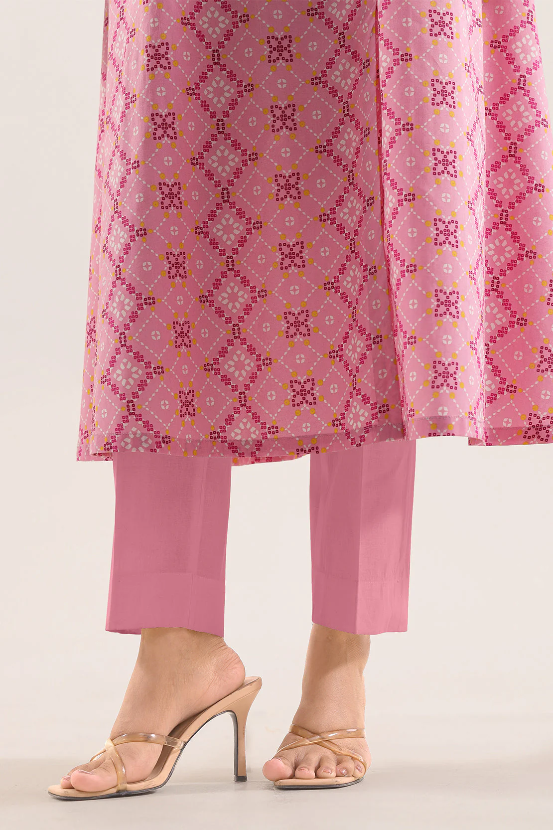 Unstitched Printed Lawn 3 Piece - Image 6