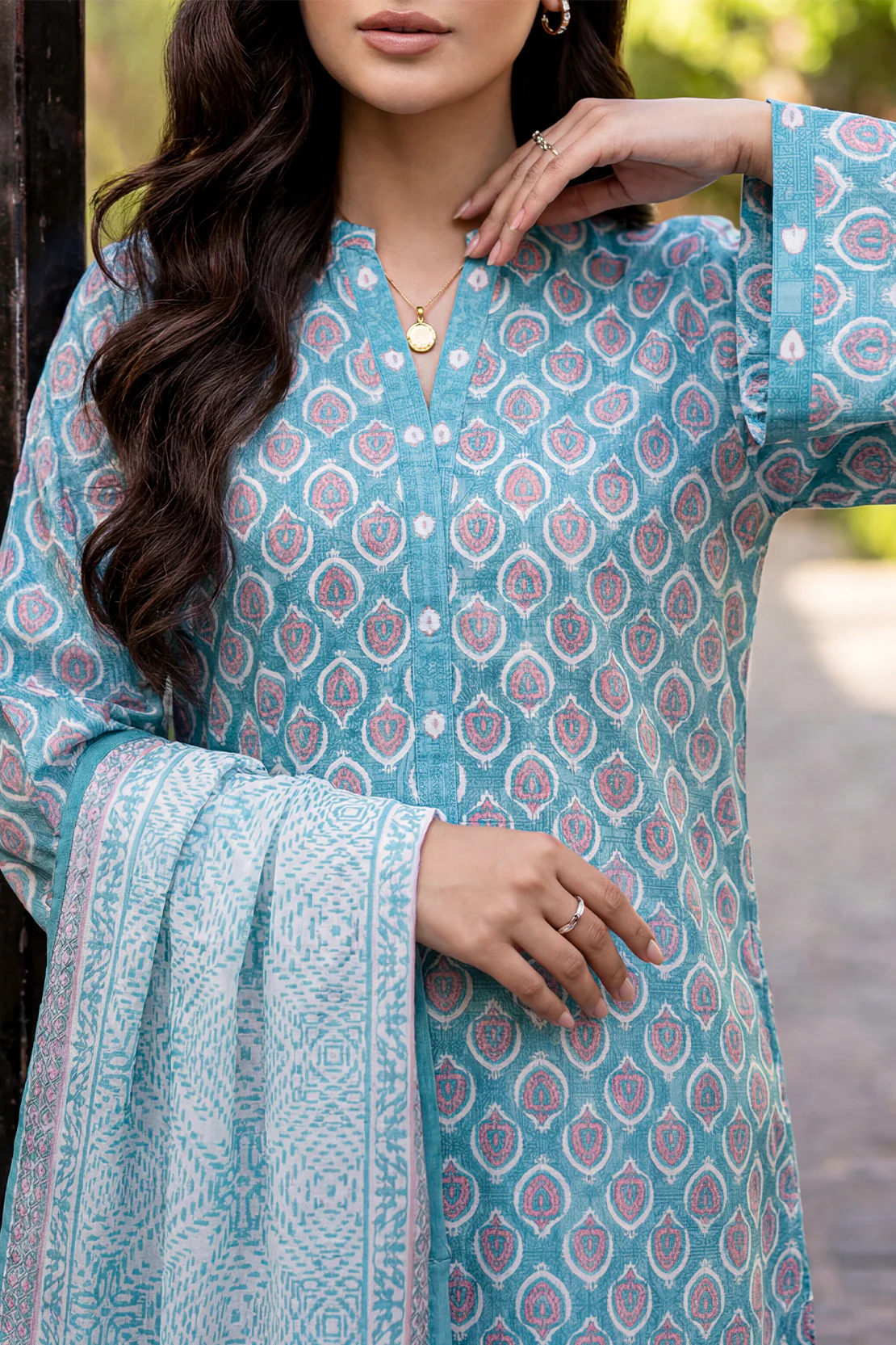 Unstitched Printed Lawn 3 Piece - Image 3