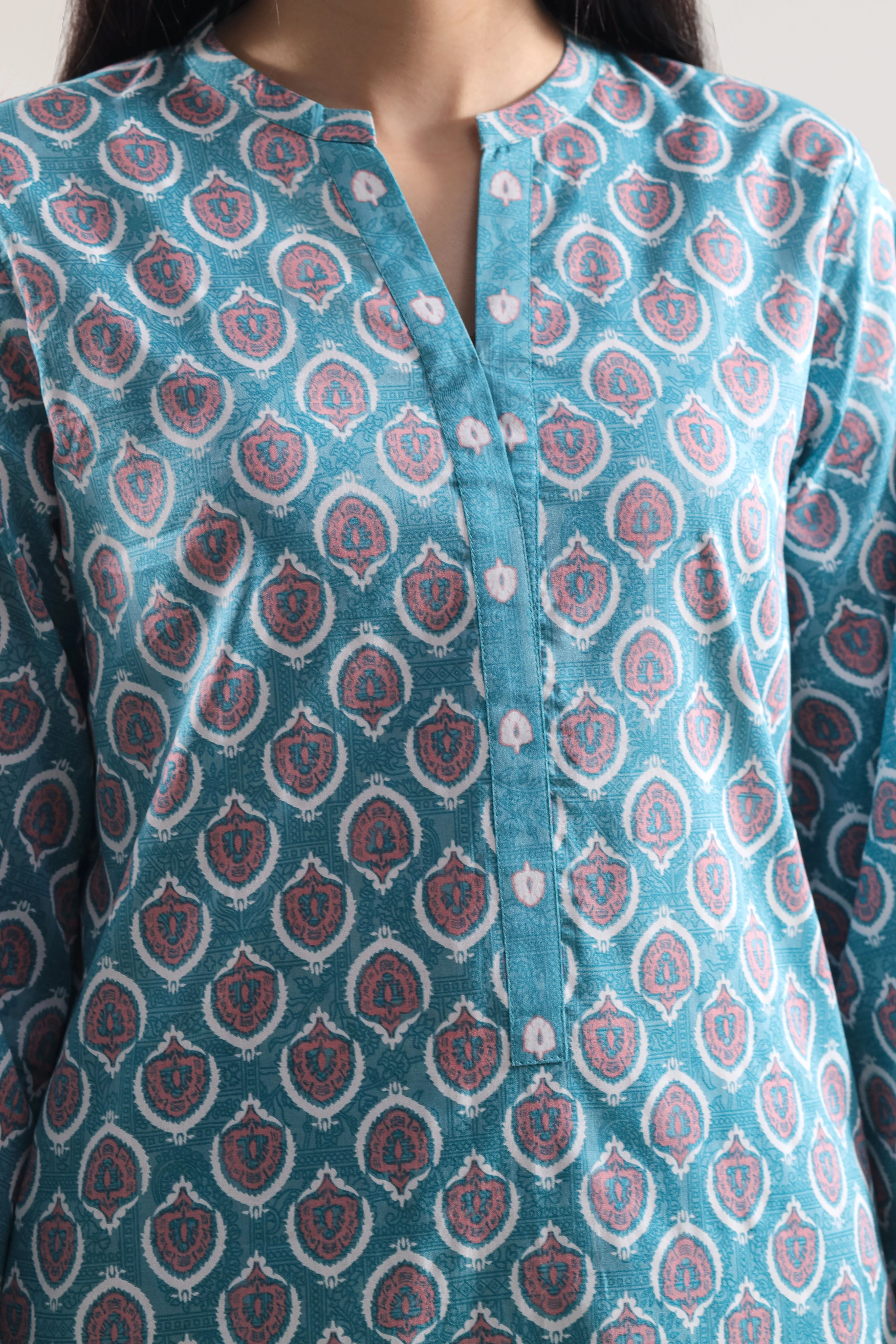 Unstitched Printed Lawn 3 Piece - Image 4
