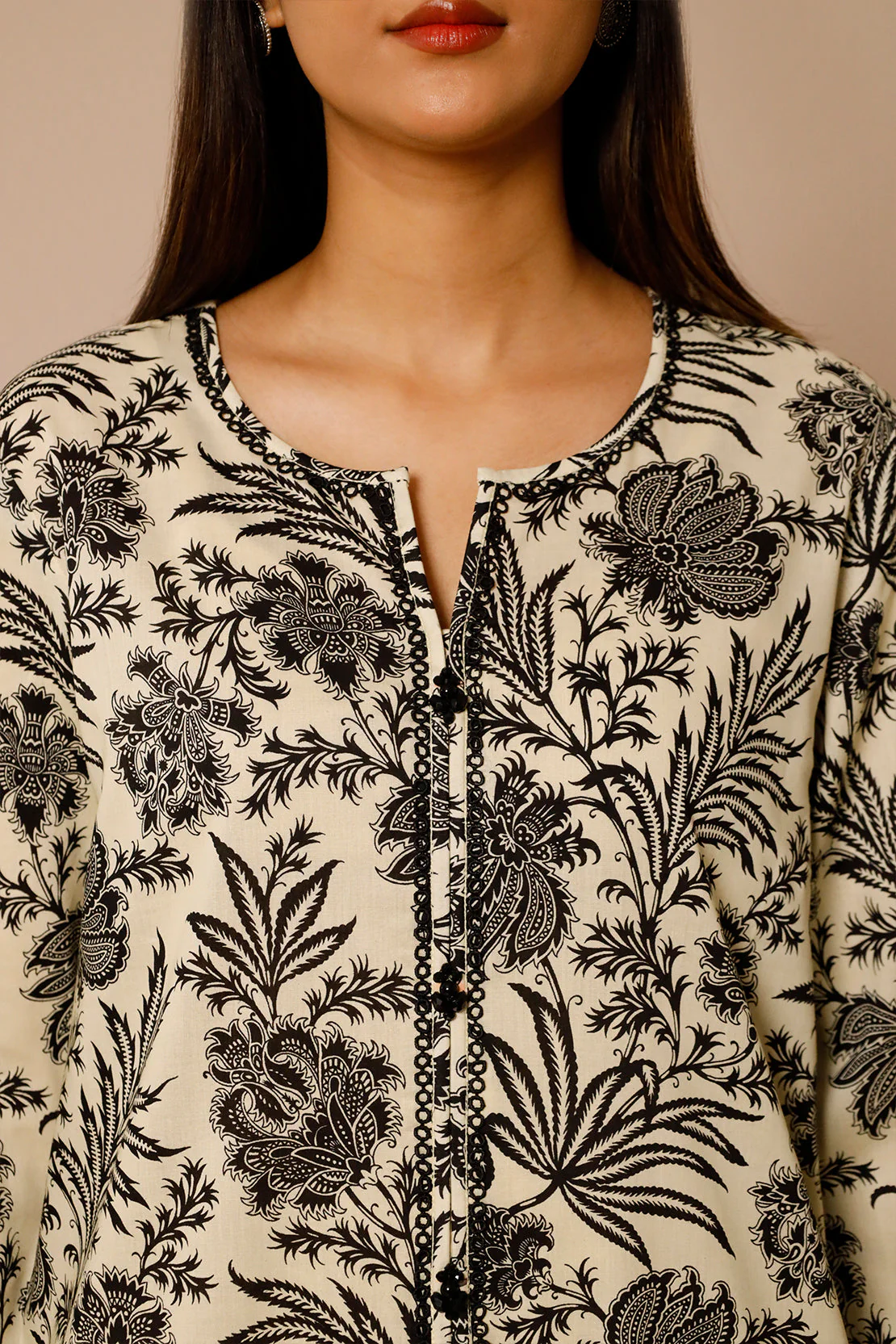 Unstitched Printed Lawn 3 Piece - Image 6