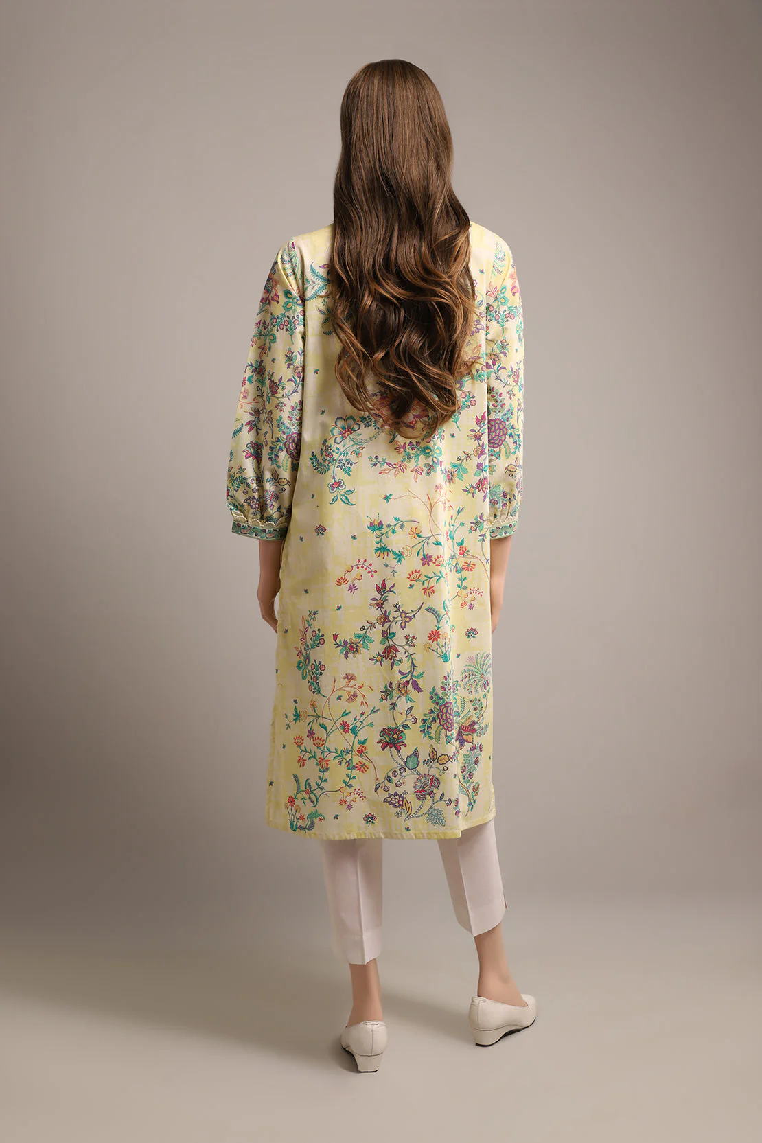 Unstitched Printed Lawn Shirt - Image 2