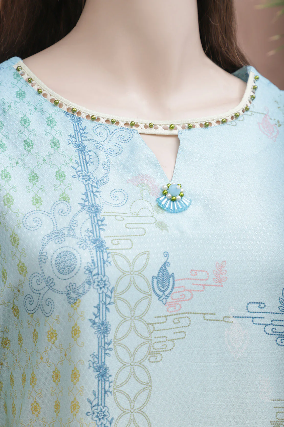 Unstitched Printed Lawn Shirt - Image 3