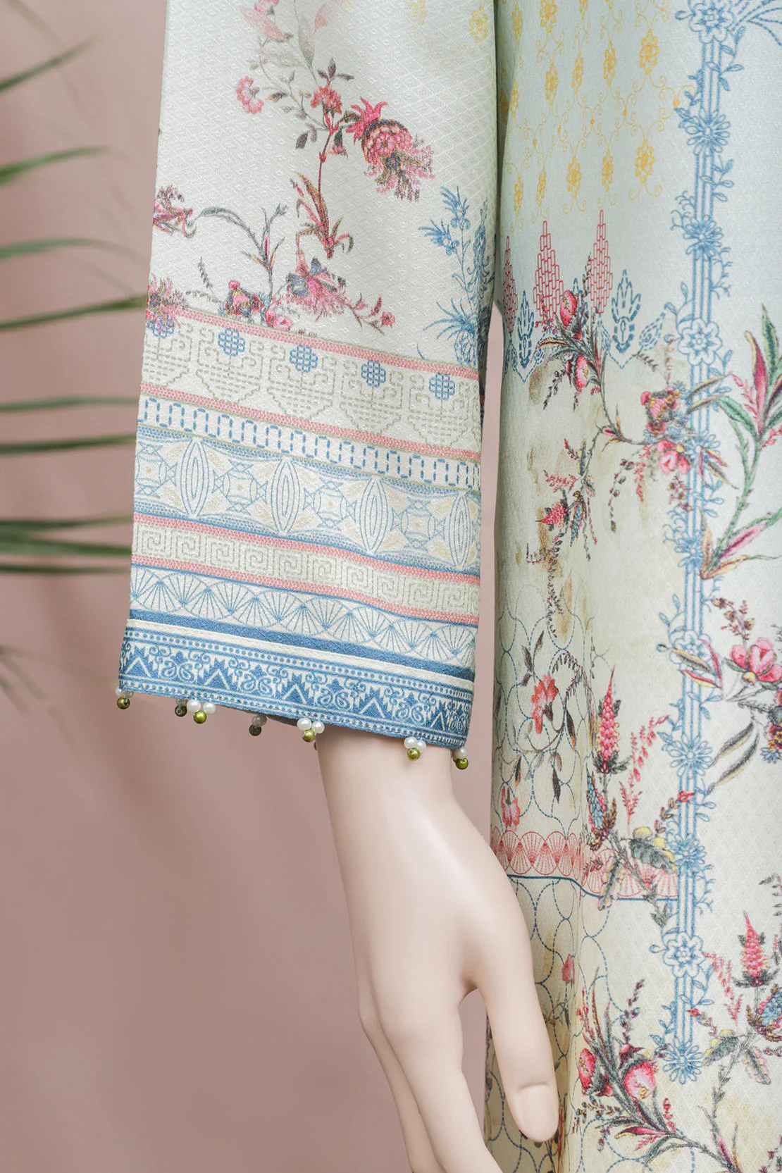 Unstitched Printed Lawn Shirt - Image 4