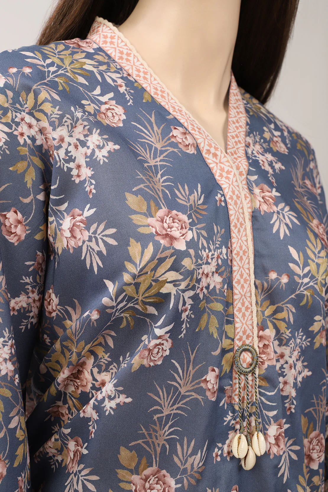 Unstitched Printed Lawn Shirt - Image 3