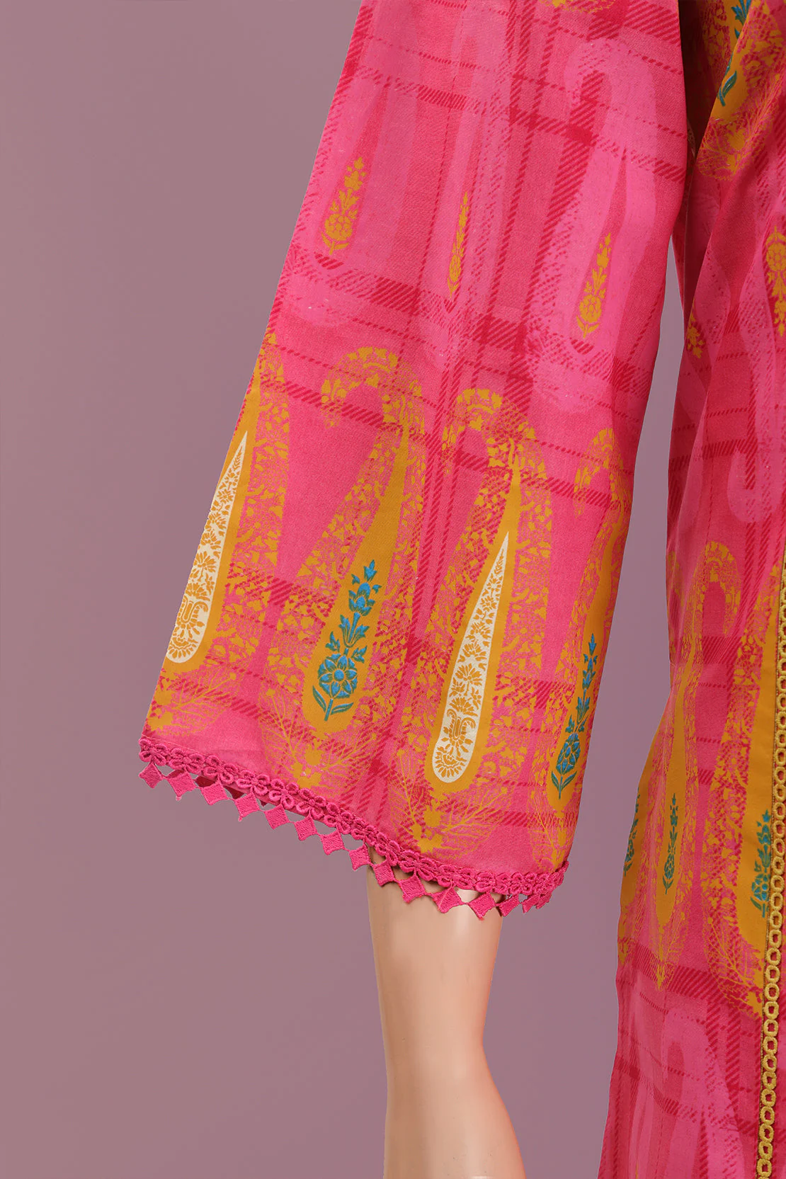 Unstitched Printed Lawn Shirt - Image 4
