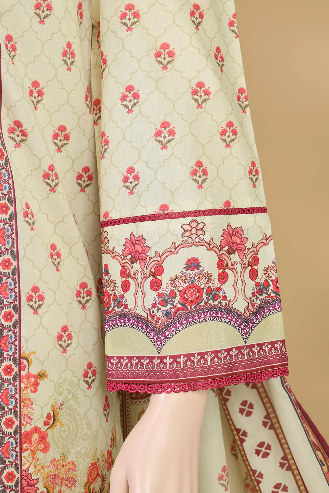 Unstitched Printed Lawn Shirt - Image 4